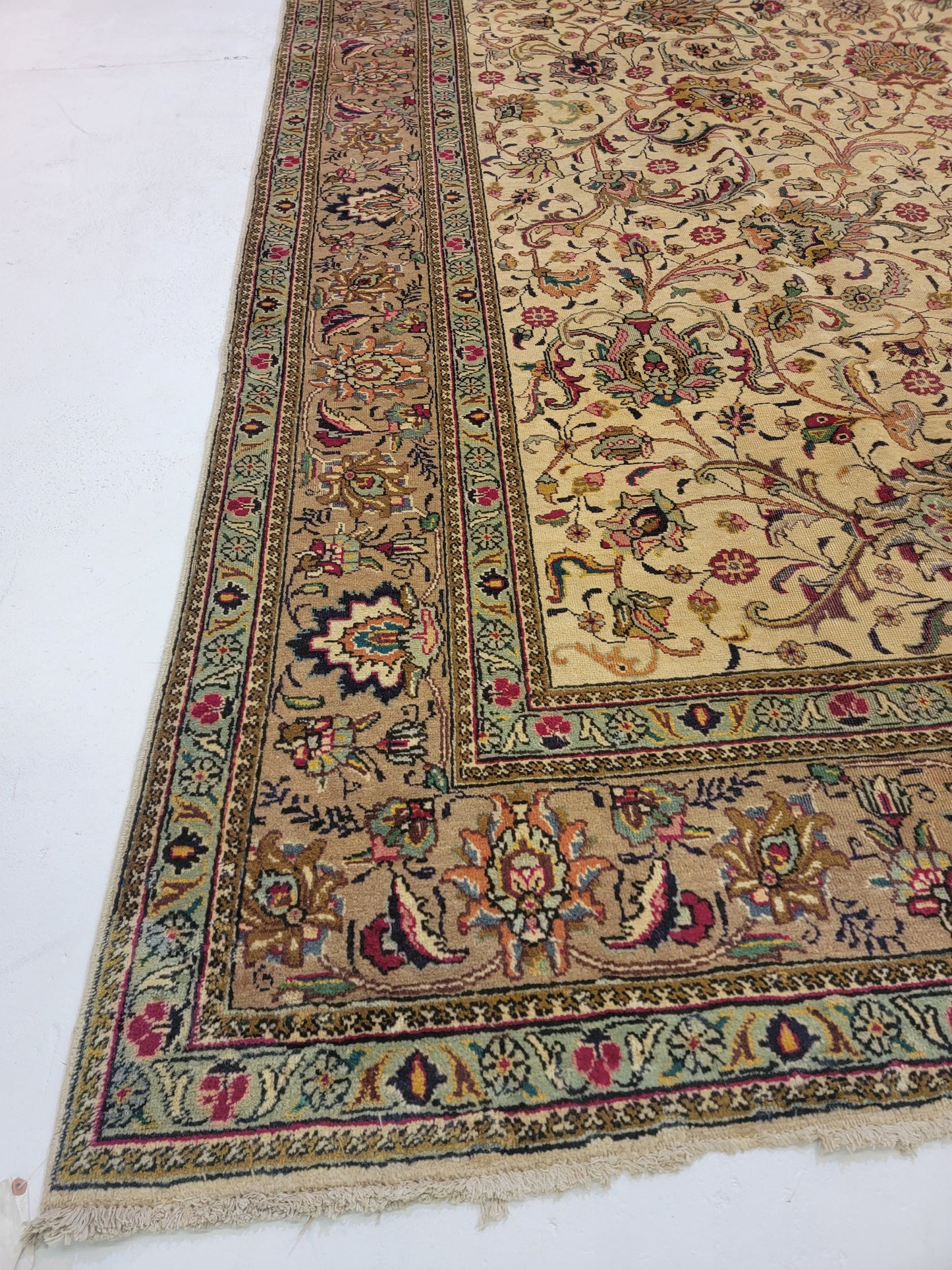 Hand-Knotted Wool Rug Tabriz 9'10" x 15'7"