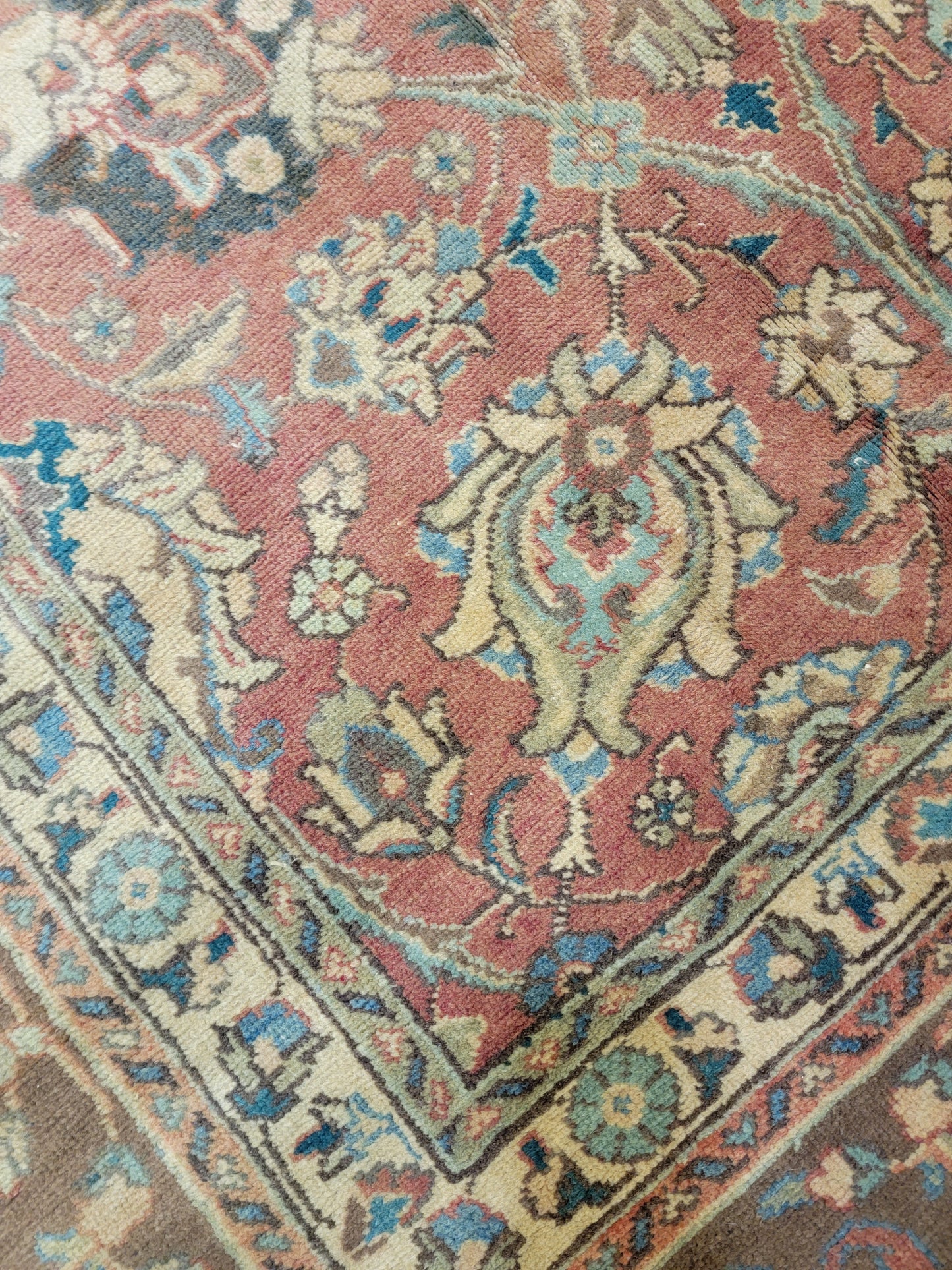 Hand-Knotted Wool Rug Tabriz 9'8" x 12'6"