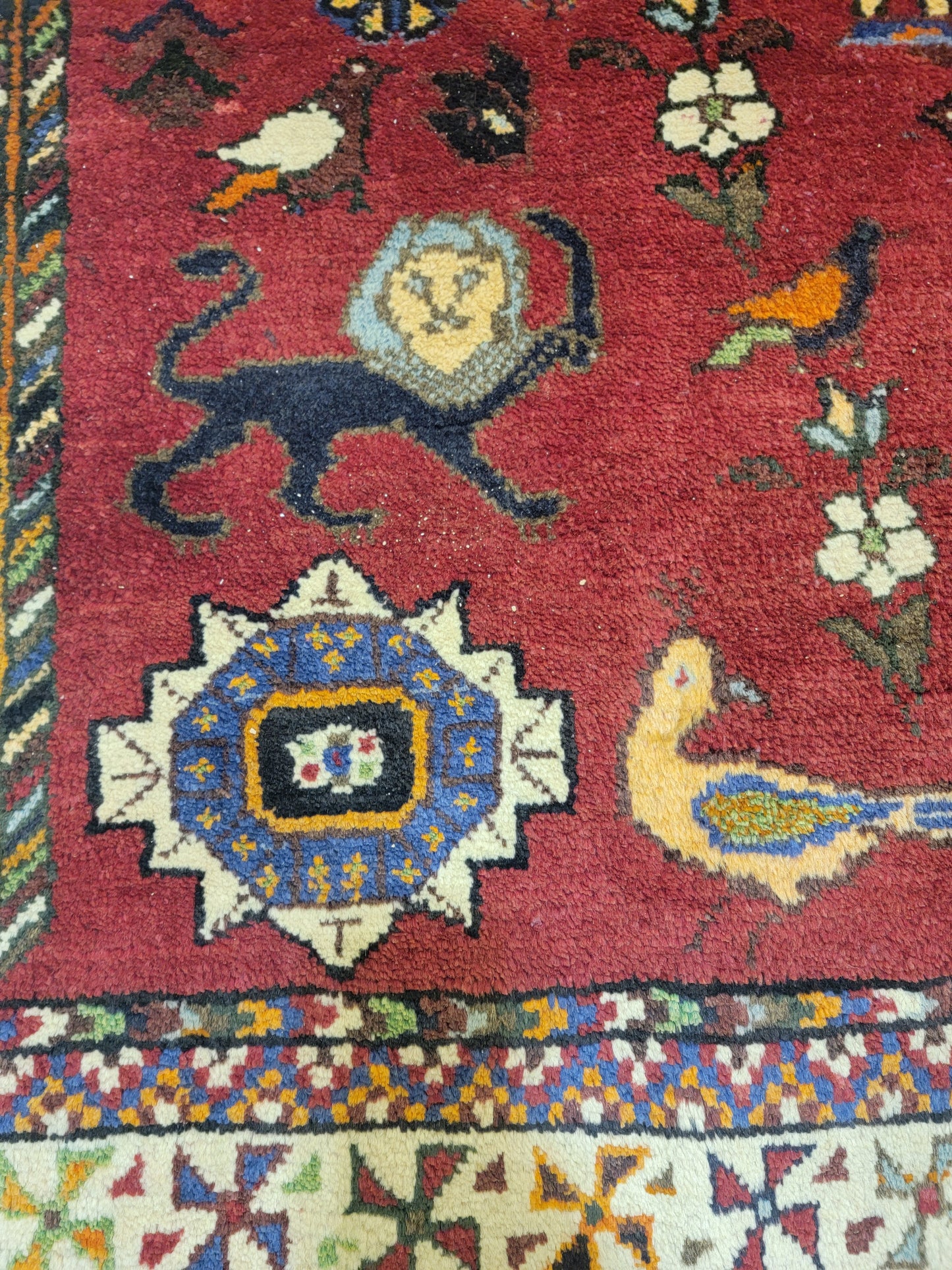 Hand-Knotted Wool Rug Shiraz 7'3" x 10'8"