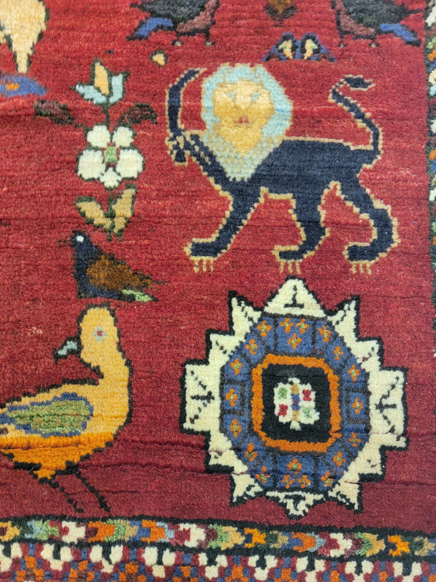 Hand-Knotted Wool Rug Shiraz 7'3" x 10'8"