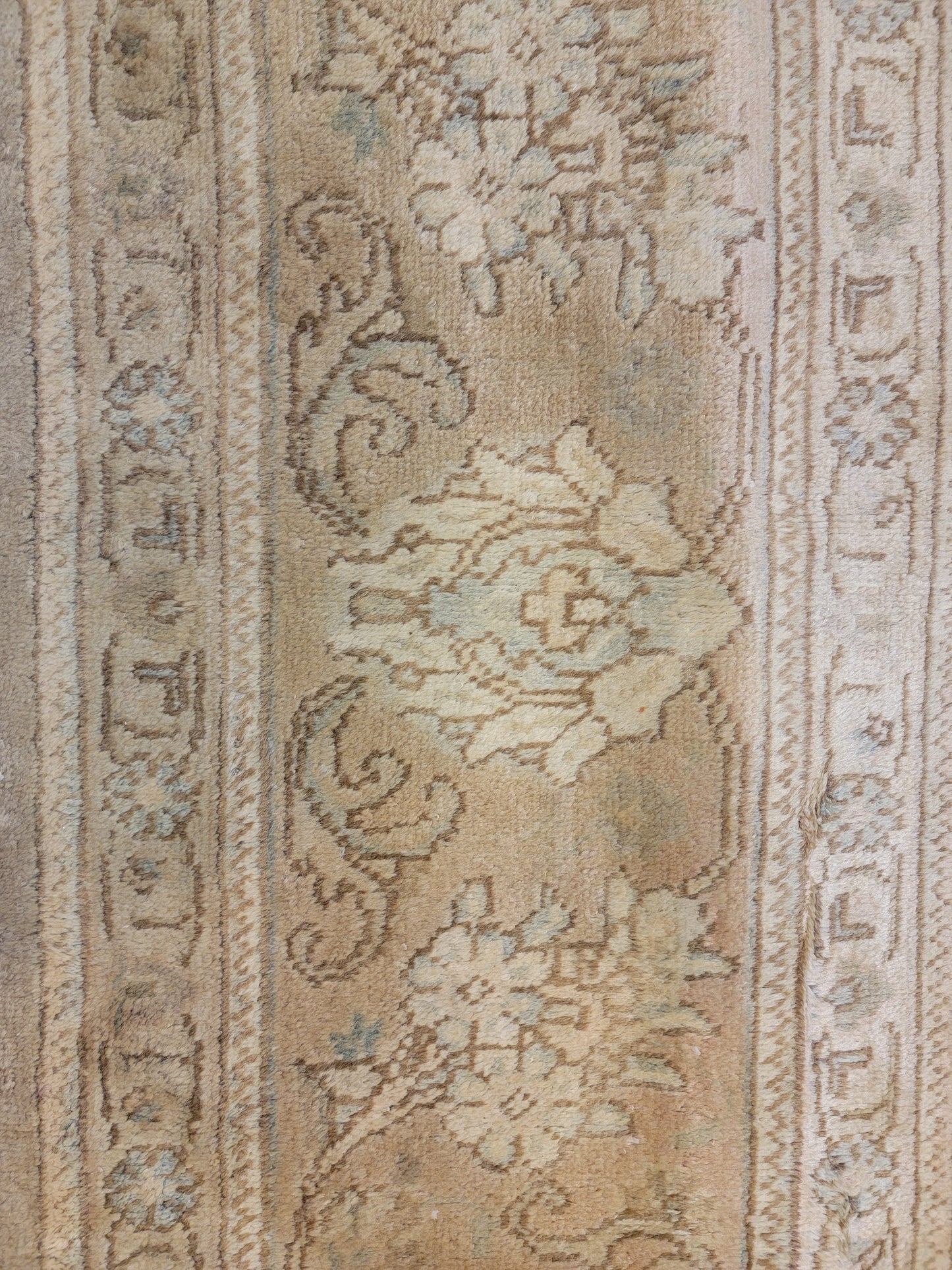 Hand-Knotted Wool Rug Tabriz 9'9" x 10'7"