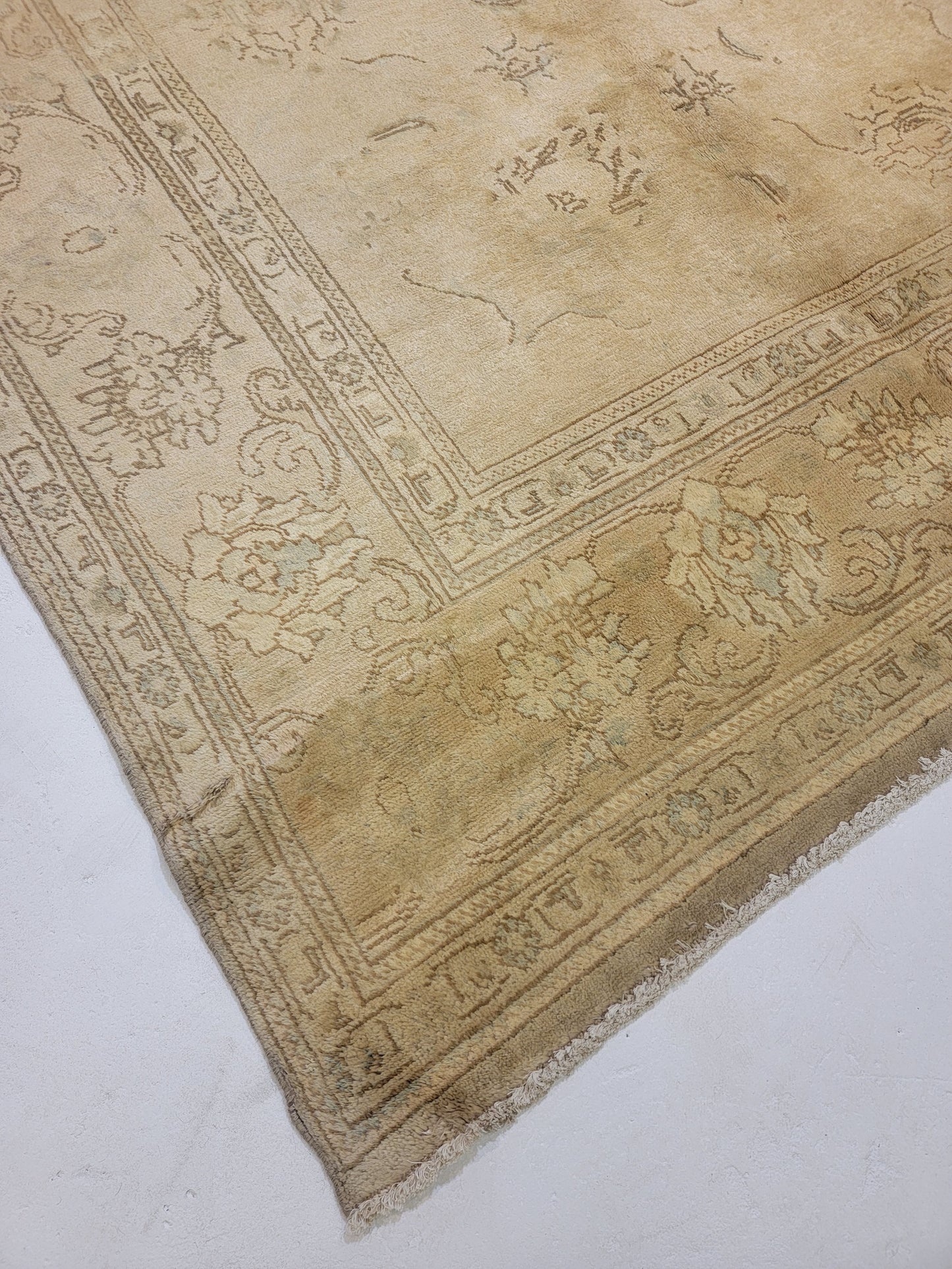 Hand-Knotted Wool Rug Tabriz 9'9" x 10'7"
