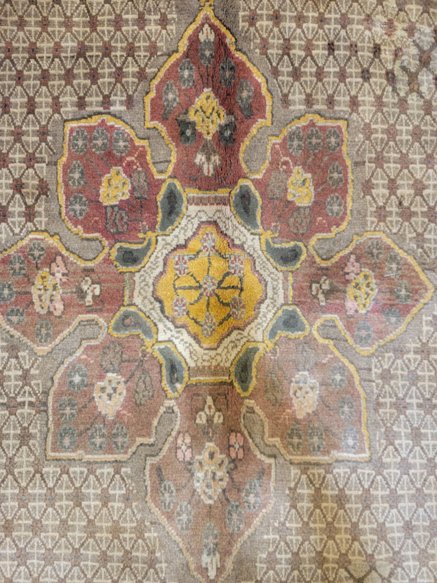Hand-Knotted Wool Gallery Size Hamedan 5'3" x 9'6"