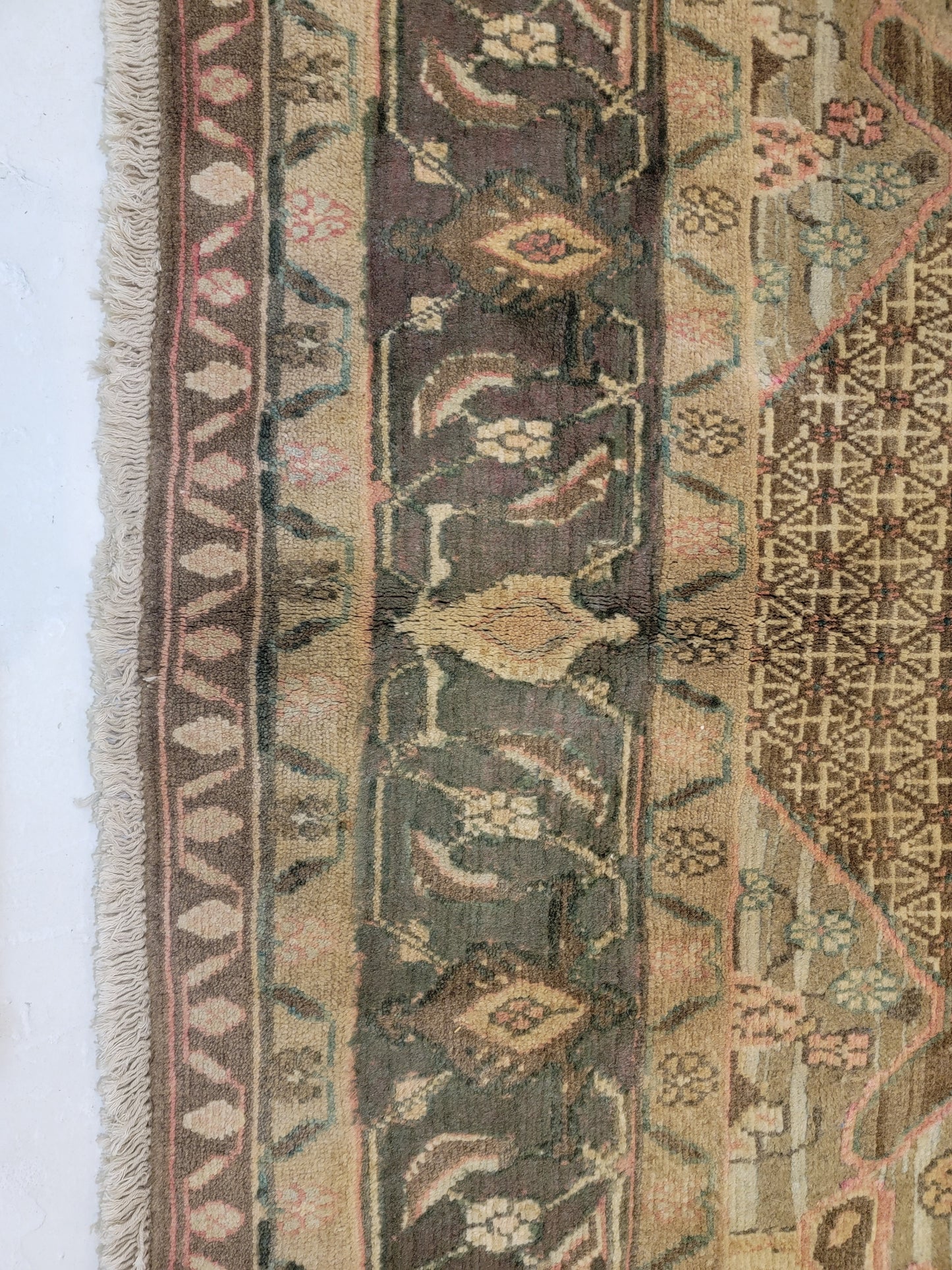 Hand-Knotted Wool Gallery Size Hamedan 5'3" x 9'6"