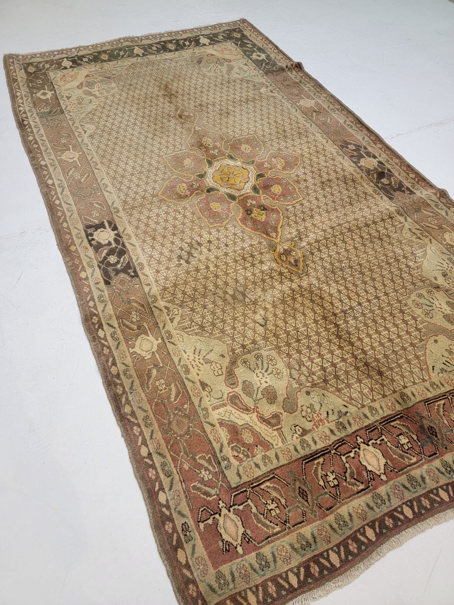Hand-Knotted Wool Gallery Size Hamedan 5'3" x 9'6"