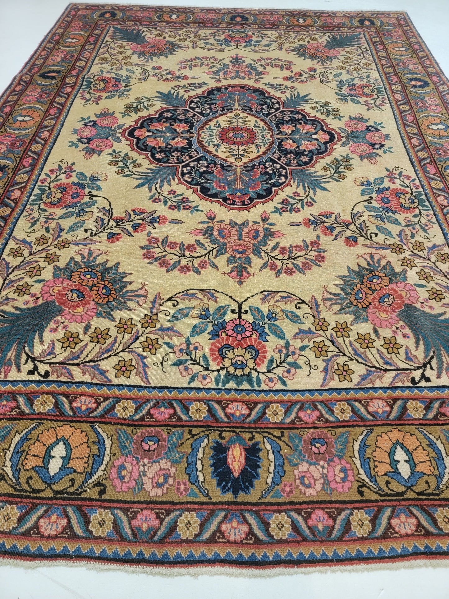 Hand-Knotted Wool Rug Tabriz Khalkhal 8'3" x 11'3"