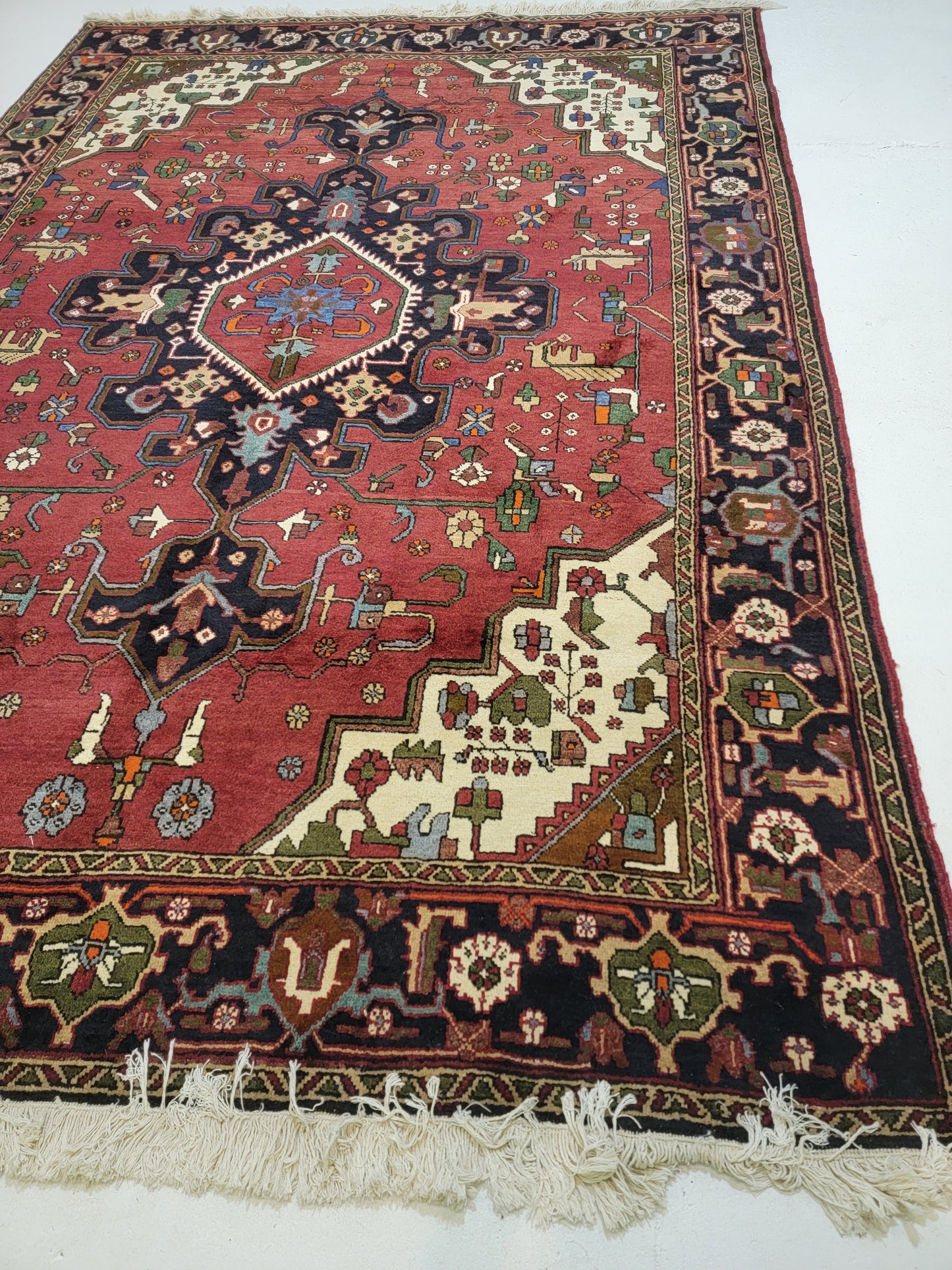 Hand-Knotted Wool Rug Heriz 7' x 10'