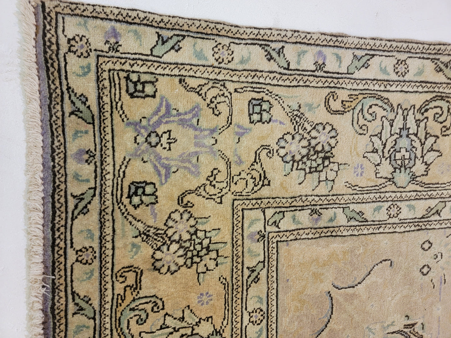 Hand-Knotted Wool Rug Tabriz 9'10" x 13'2"