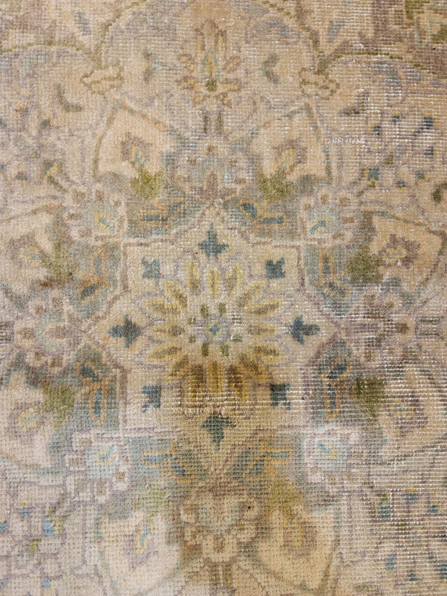Hand-Knotted Wool Rug Tabriz 9'10" x 12'3"