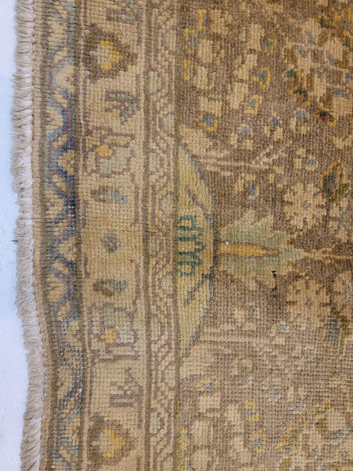 Hand-Knotted Wool Rug Tabriz 9'10" x 12'3"