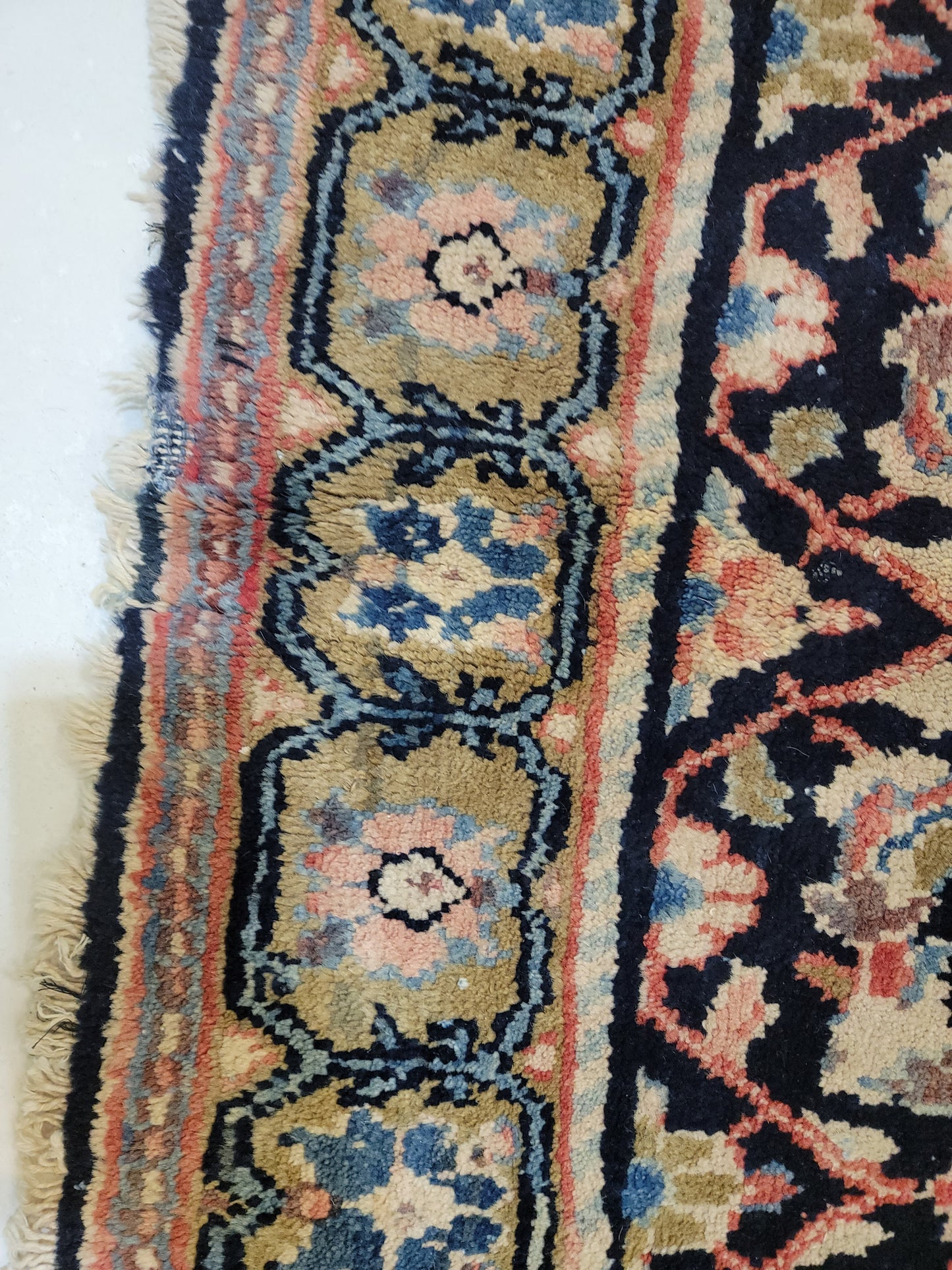 Hand-Knotted Wool Gallery Size Arak 5' x 9'9"