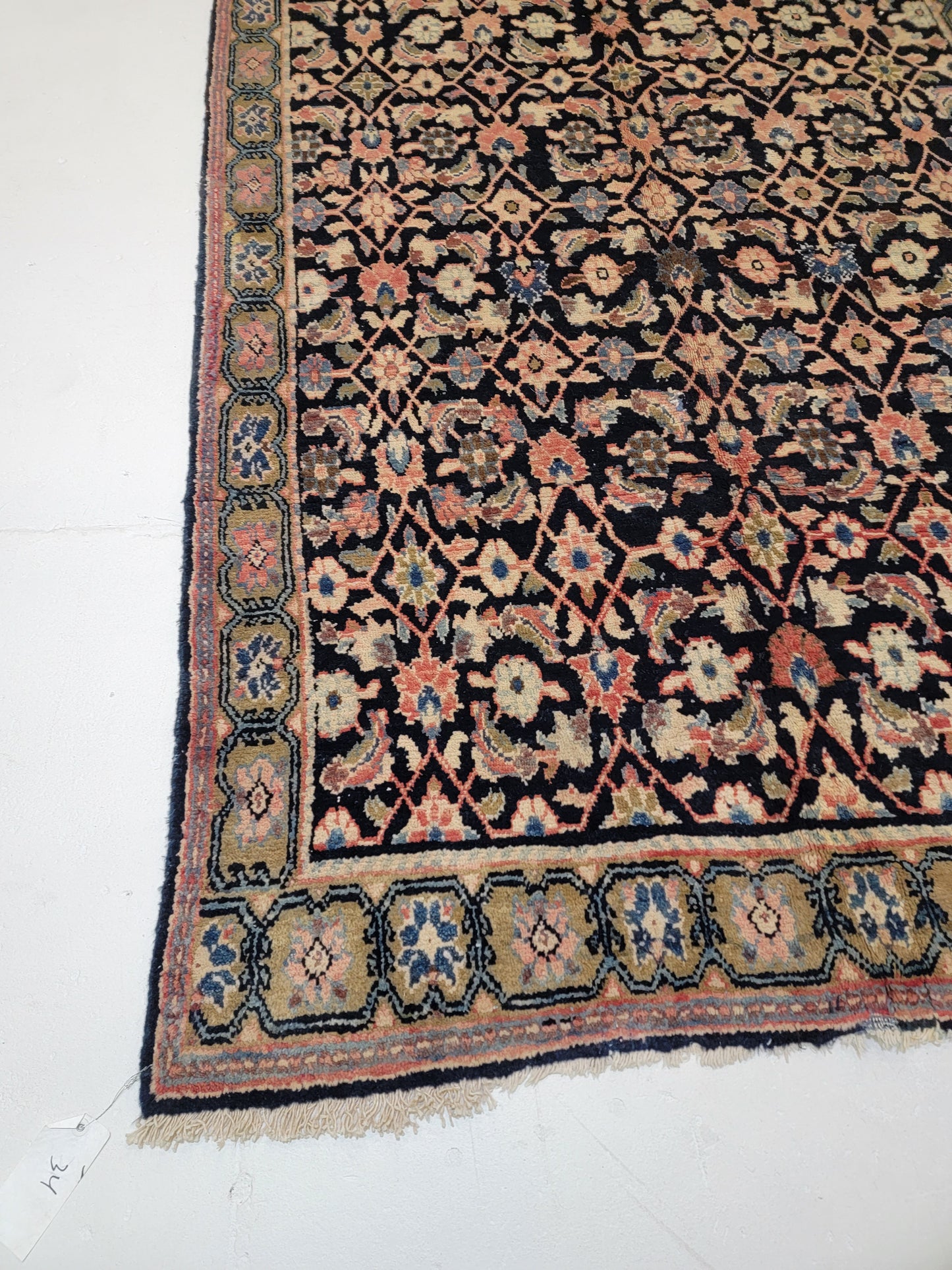 Hand-Knotted Wool Gallery Size Arak 5' x 9'9"