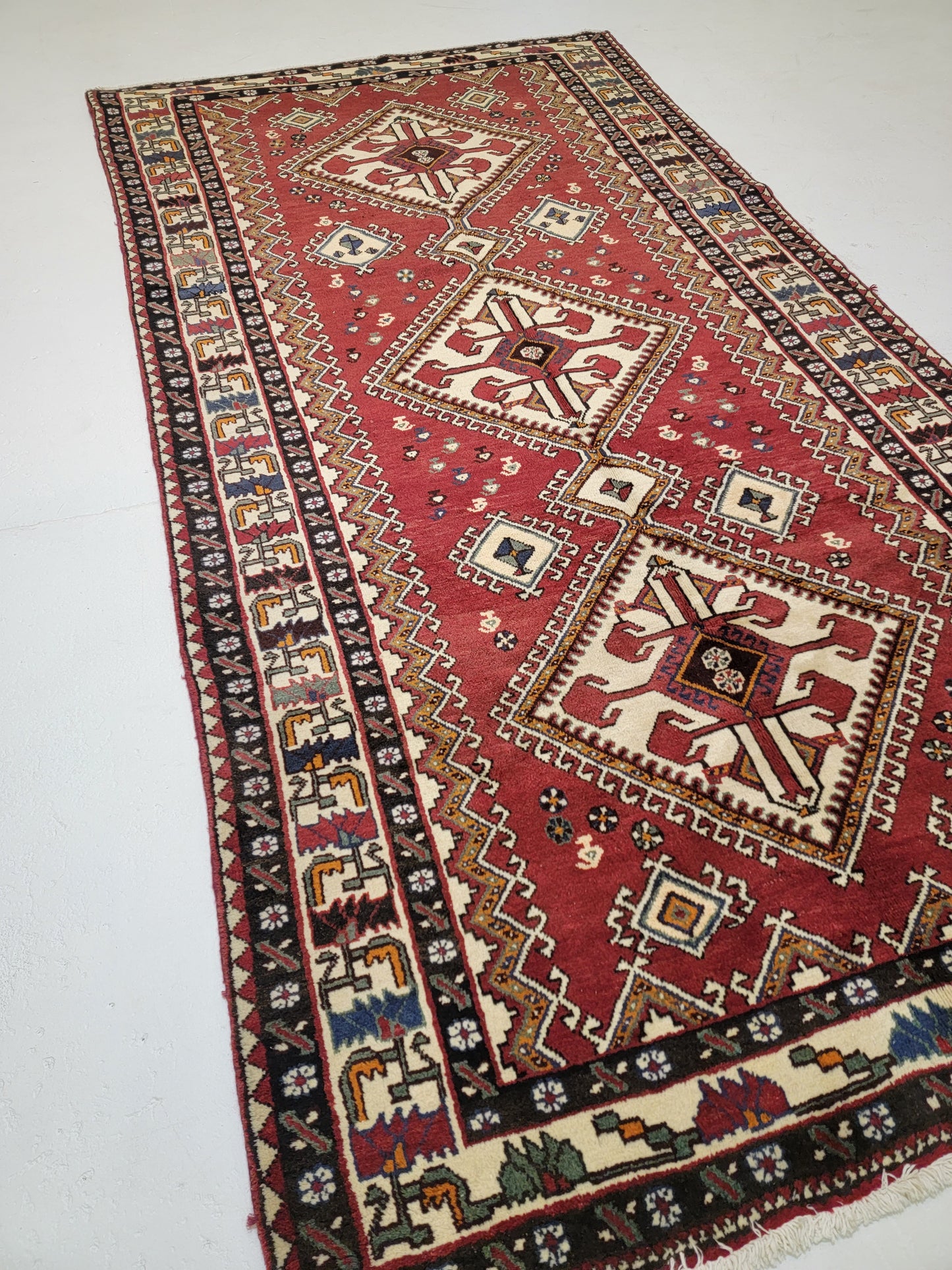 Hand-Knotted Wool Gallery Size Bakhtiari 5'2" x 9'9"