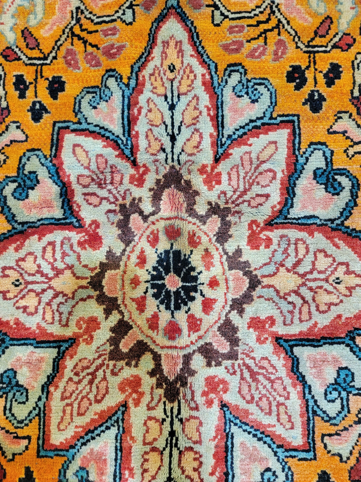 Hand-Knotted Wool Gallery Size Arak 5'1" x 10'4"
