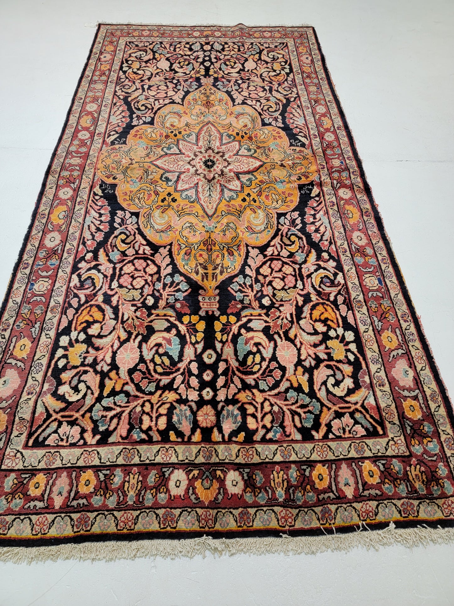 Hand-Knotted Wool Gallery Size Arak 5'1" x 10'4"