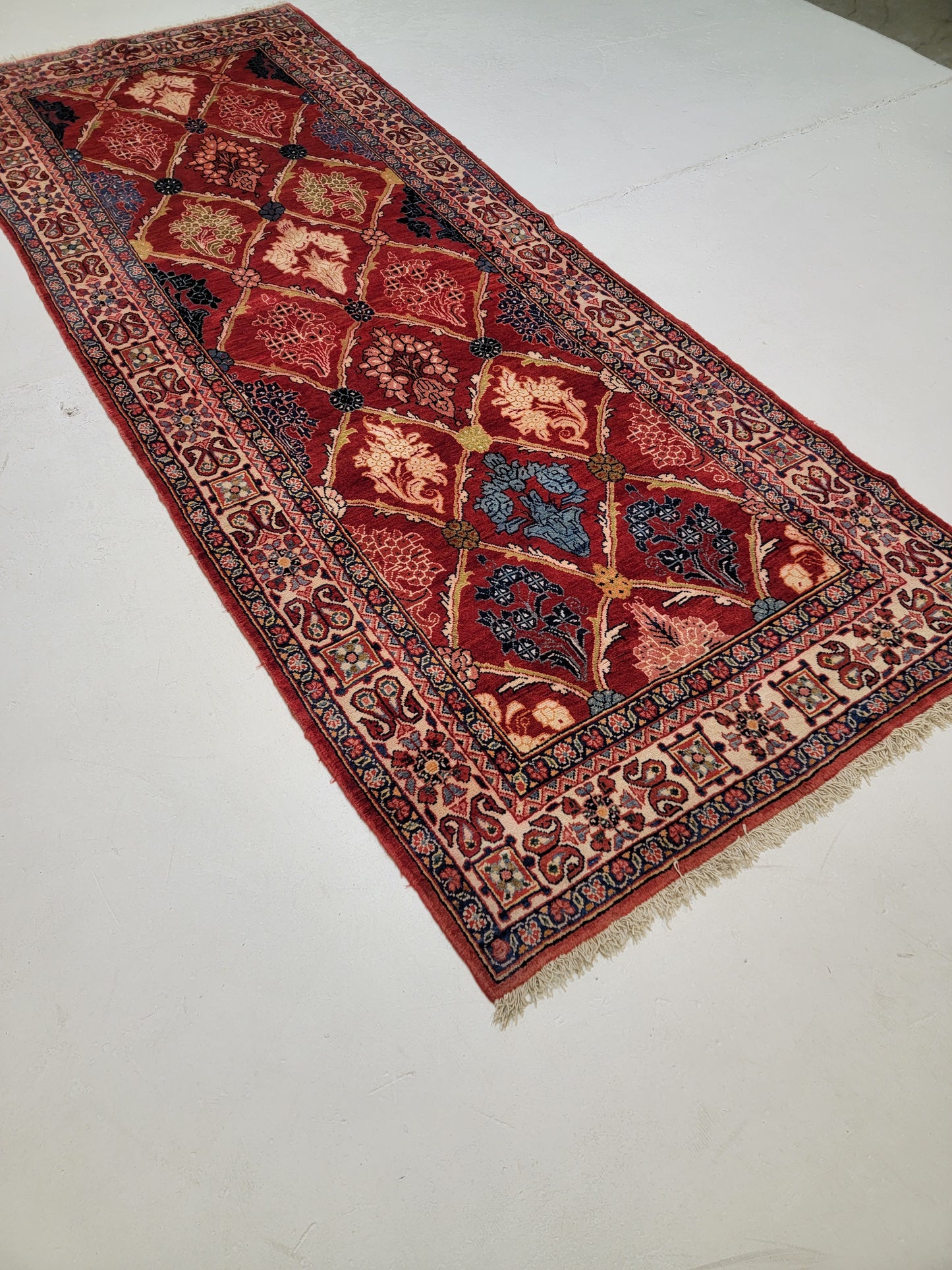 Hand-Knotted Wool Gallery Size Mahal 4'3" x 10'9"