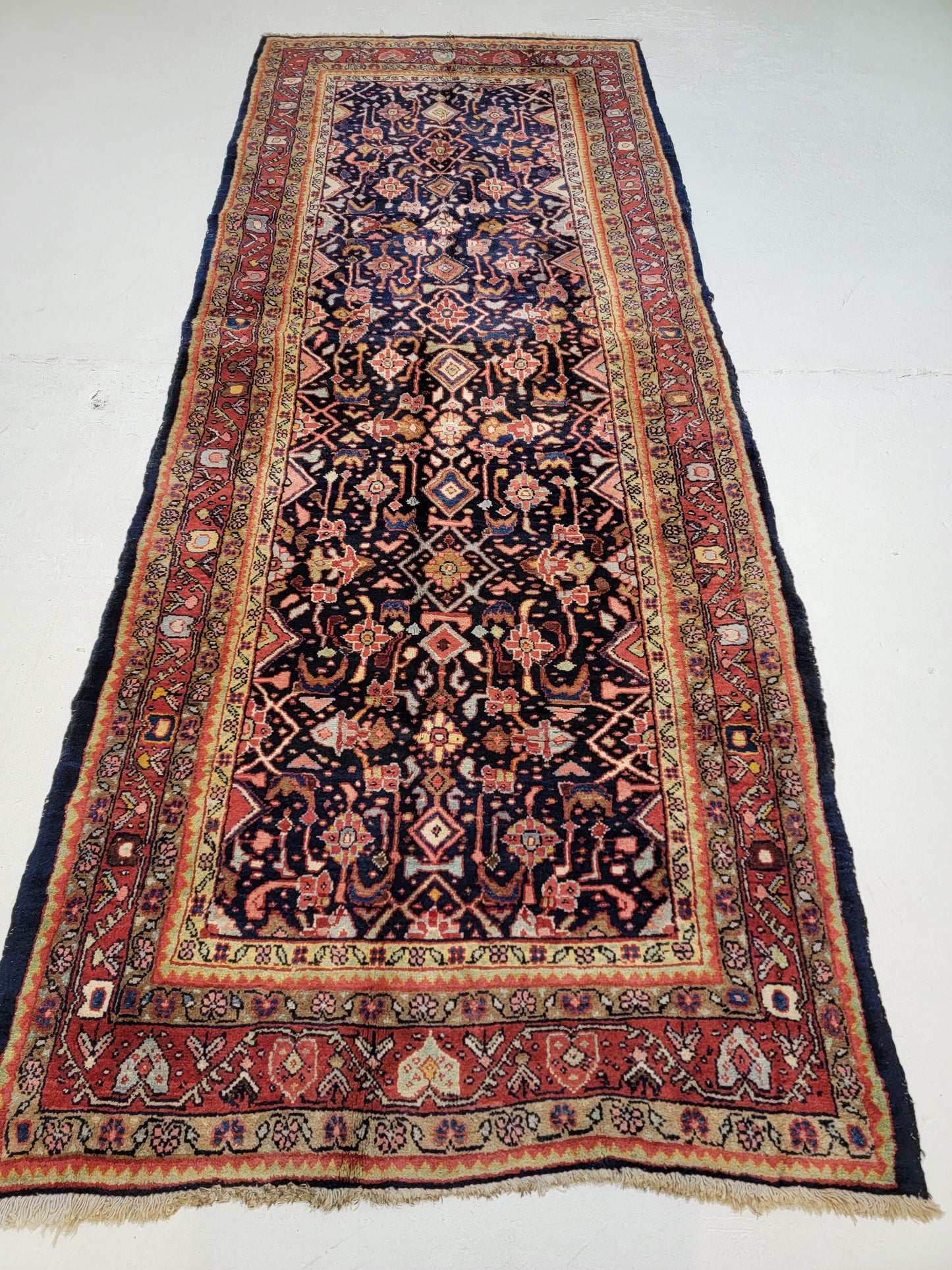 Hand-Knotted Wool Gallery Size Arak 3'9" x 9'9"