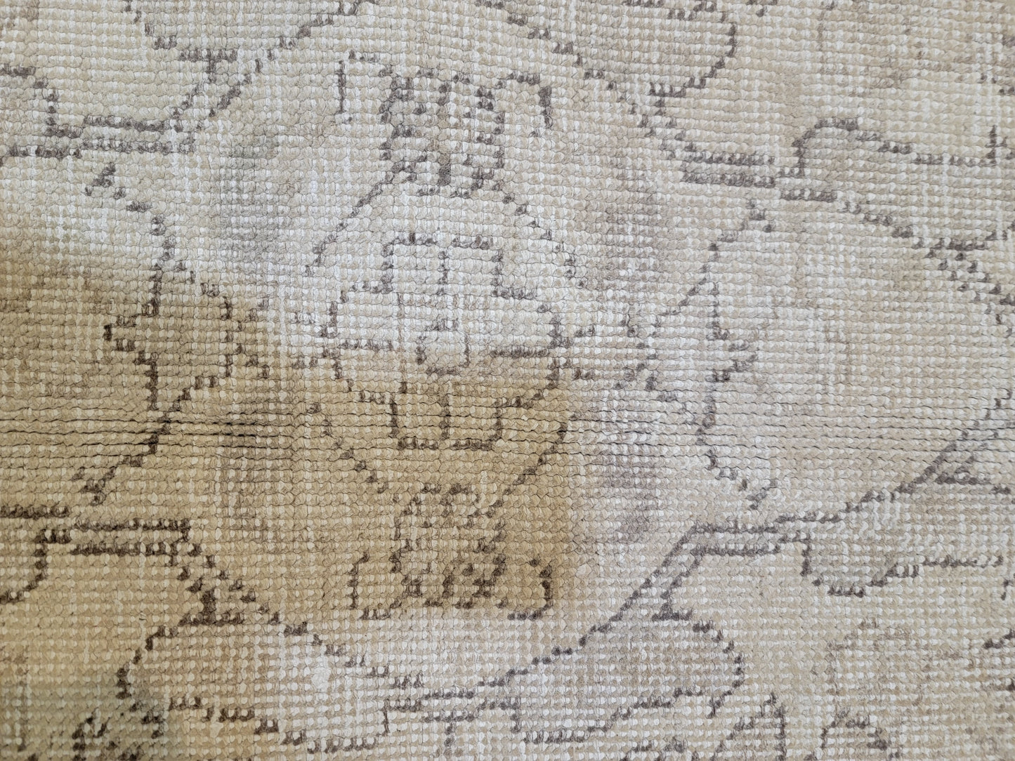 Hand-Knotted Wool Rug Tabriz Distressed 9'5" x 12'5"