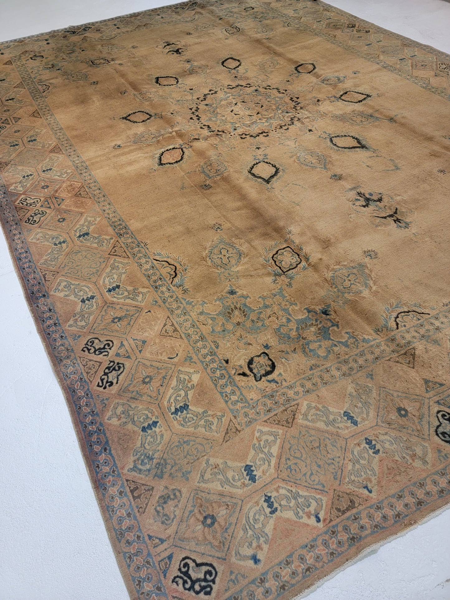 Hand-Knotted Wool Rug Tabriz 10'2" x 13'11"