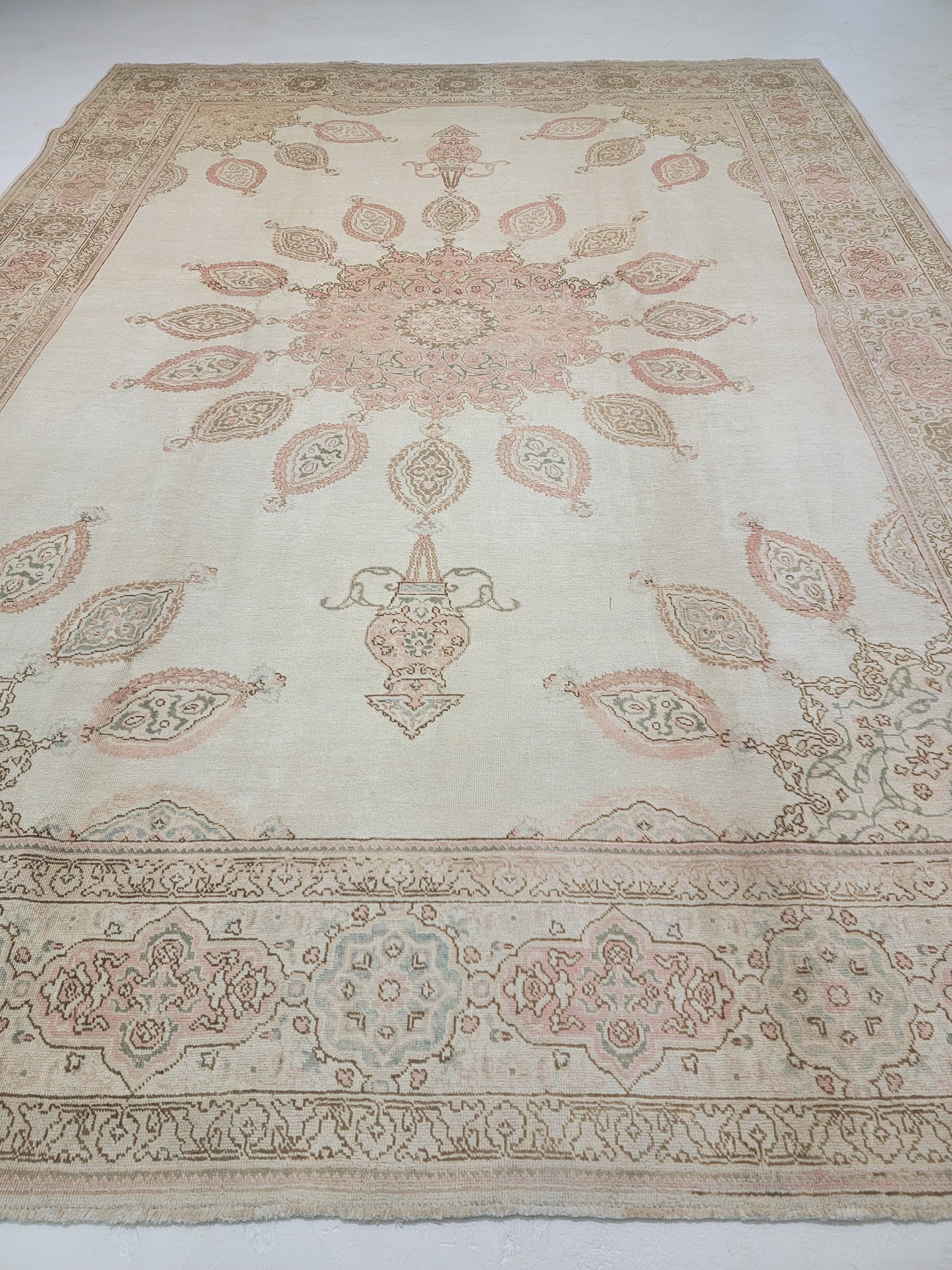 Hand-Knotted Wool Rug Tabriz 9'10" x 13'3"
