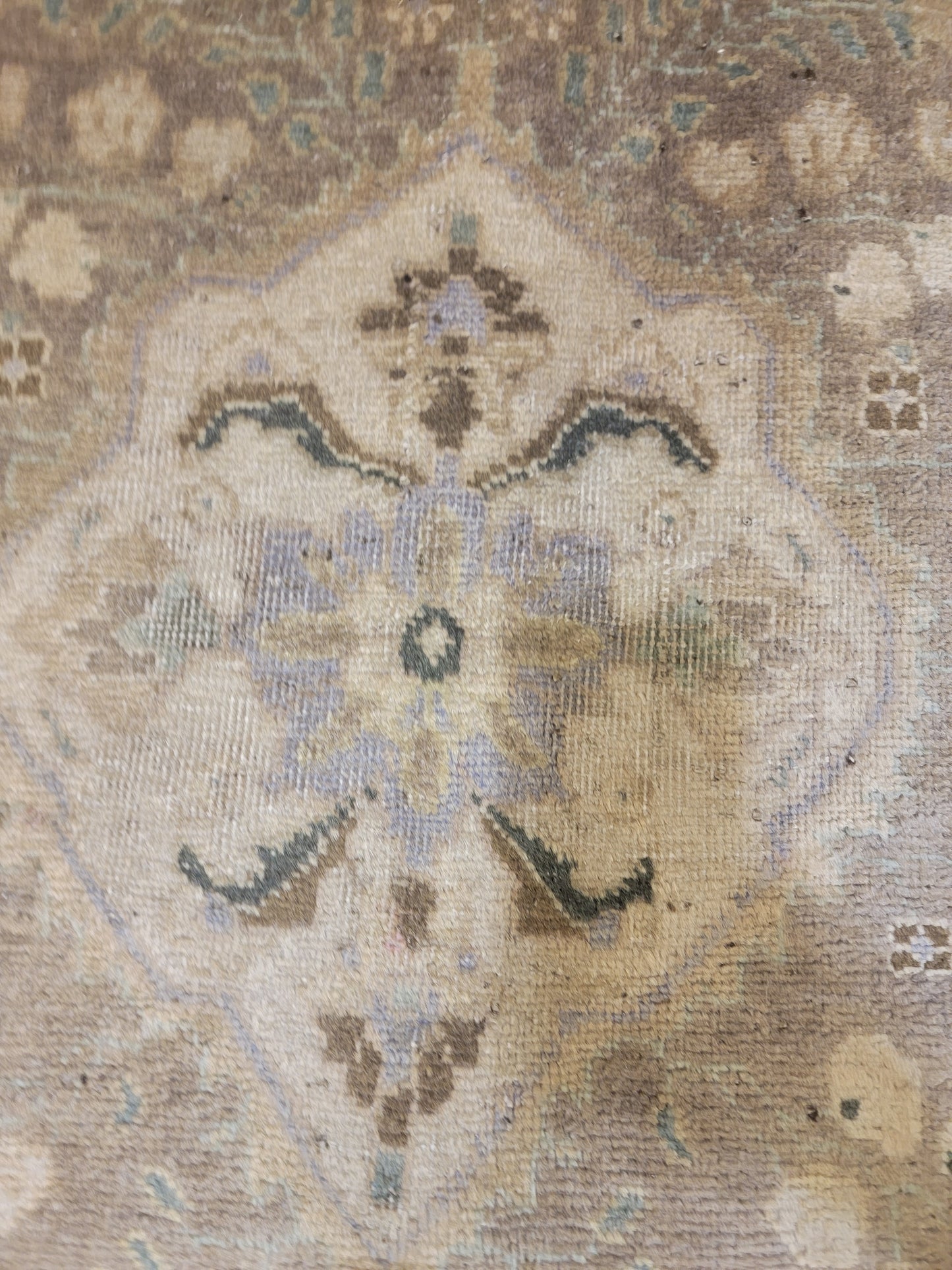Hand-Knotted Wool Rug Tabriz 6'11" x 9'10"