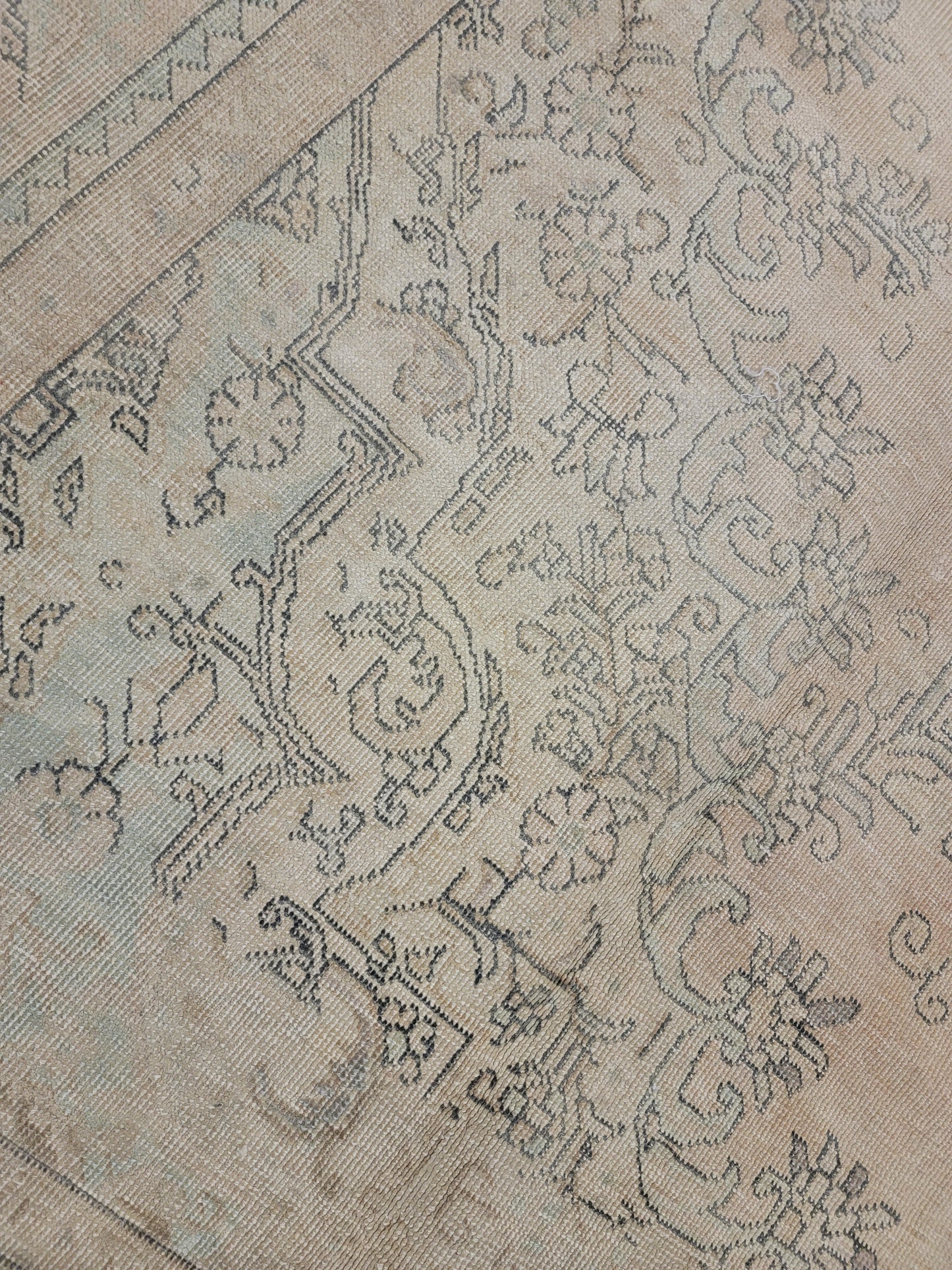 Hand-Knotted Wool Rug Tabriz Distressed 9'6" x 12'8"