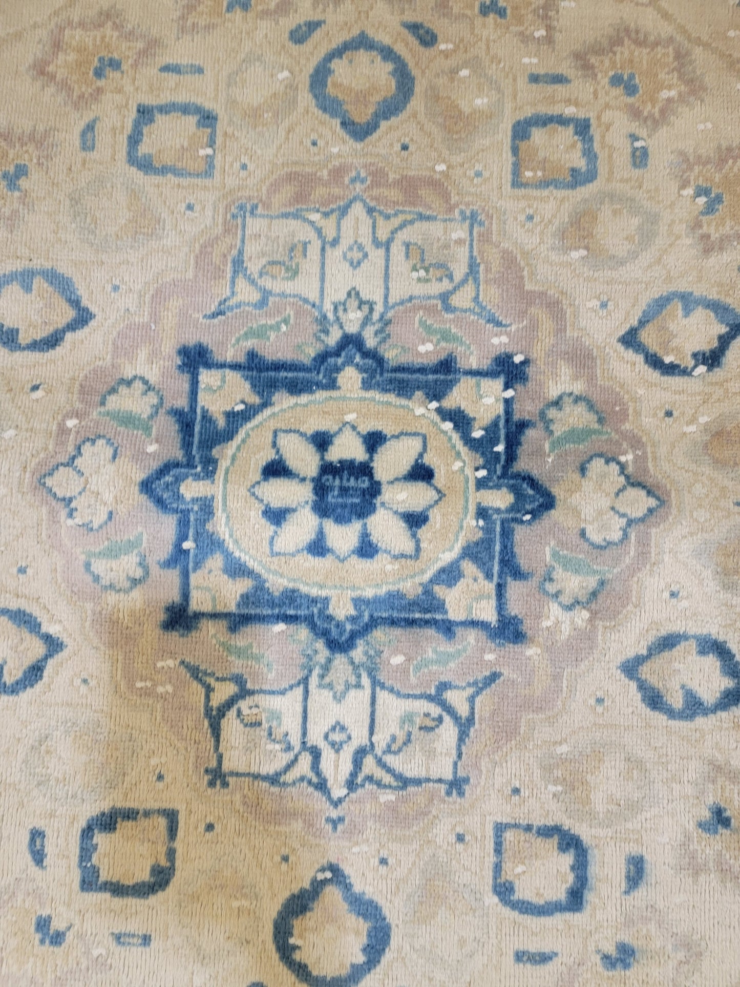 Hand-Knotted Wool Rug Tabriz 8'9" x 12'8"