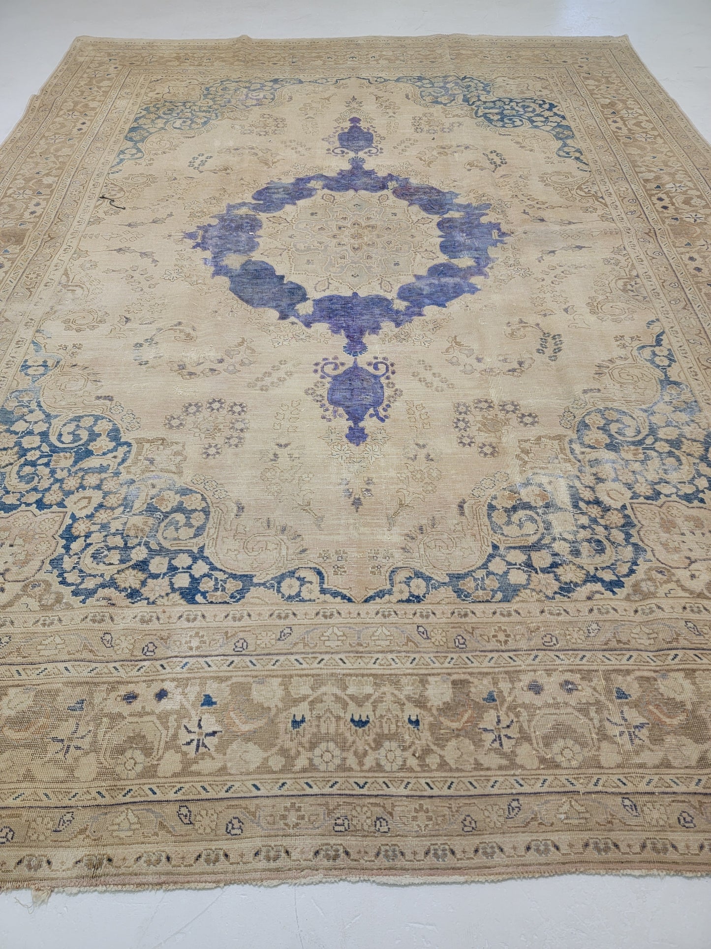 Hand-Knotted Wool Rug Tabriz Distressed 9'6" x 12'9"