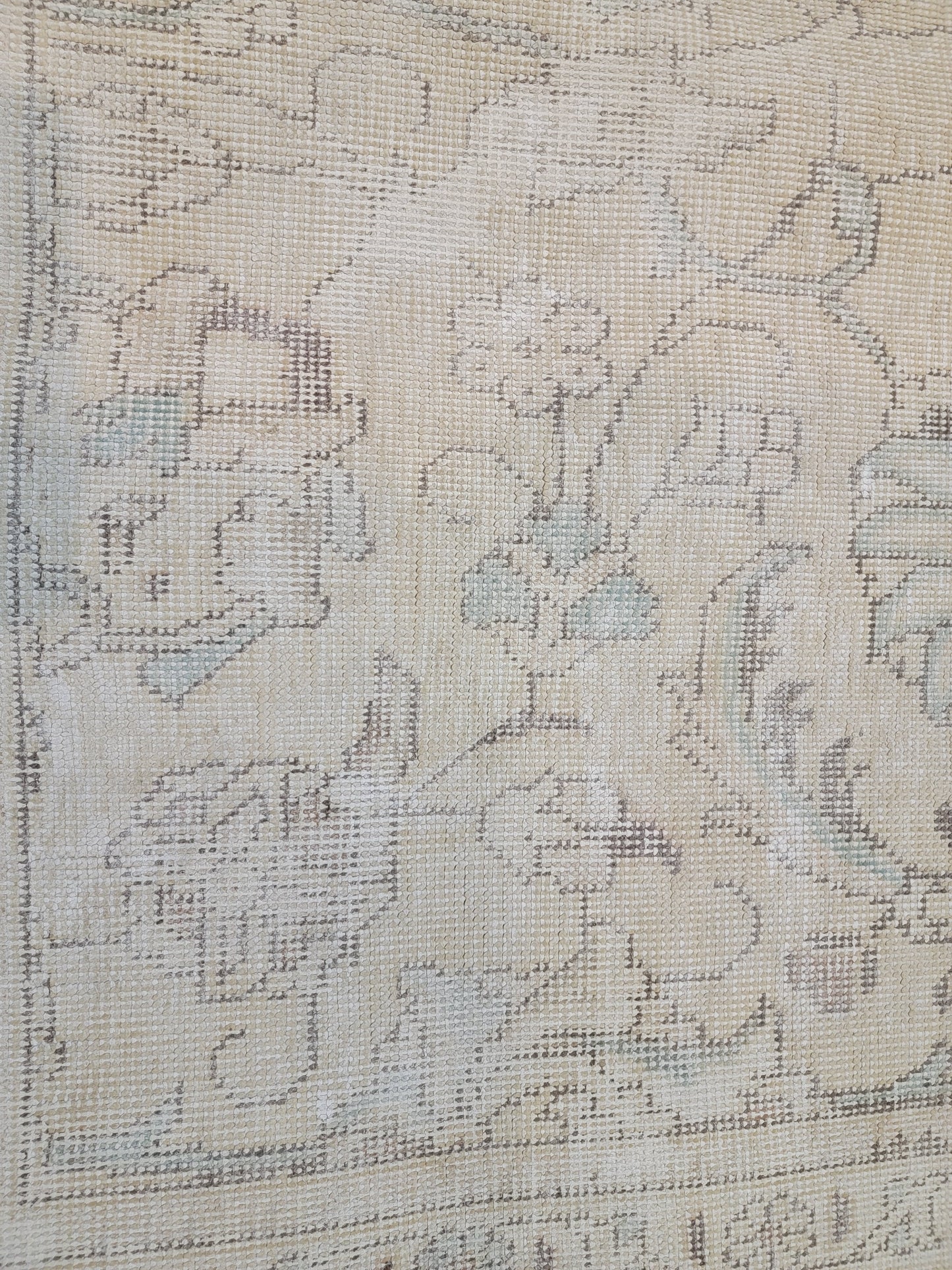 Hand-Knotted Wool Rug Tabriz Distressed 9'8" x 12'10"