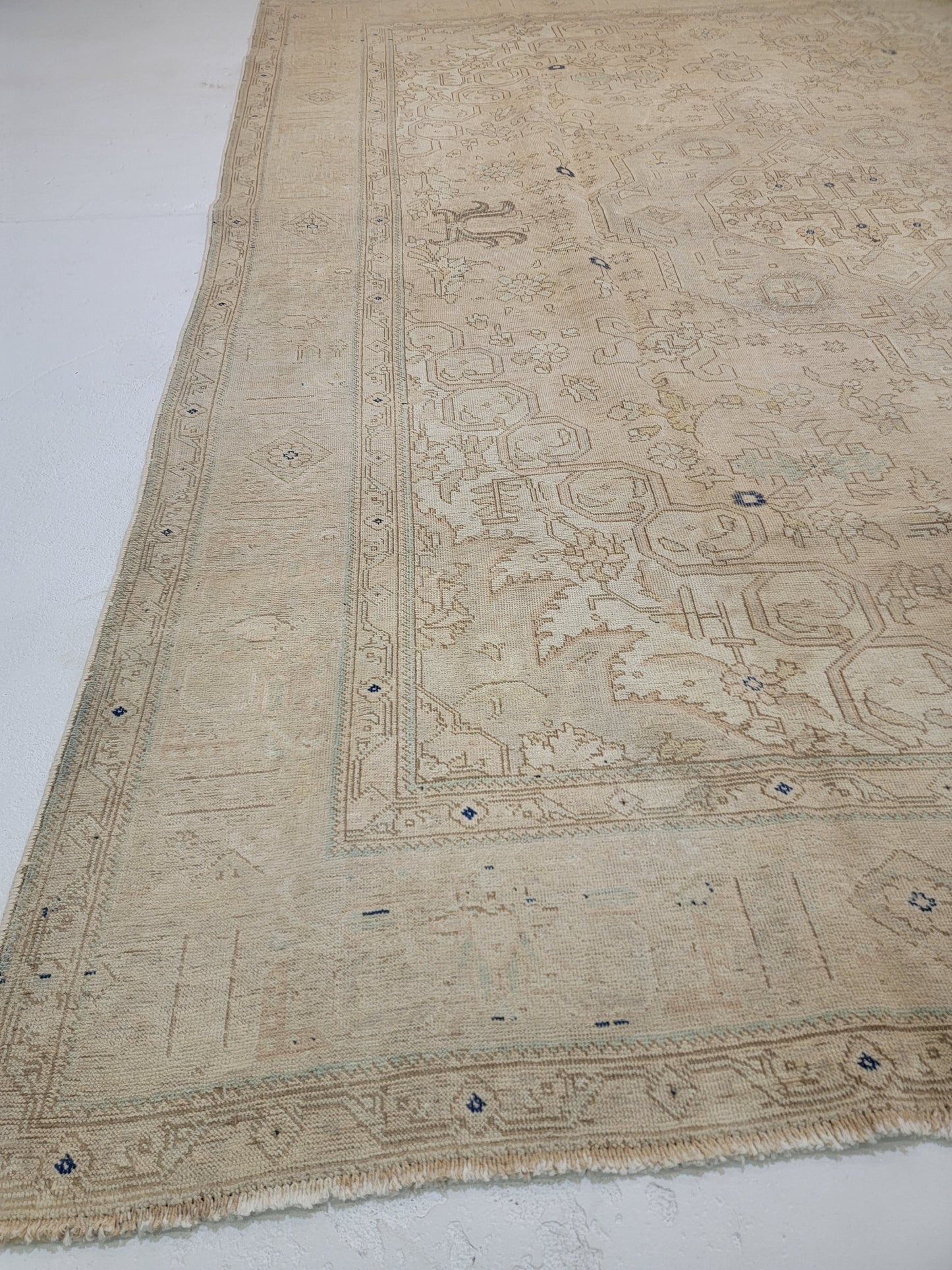 Hand-Knotted Wool Rug Tabriz Distressed 9'5" x 12'5"