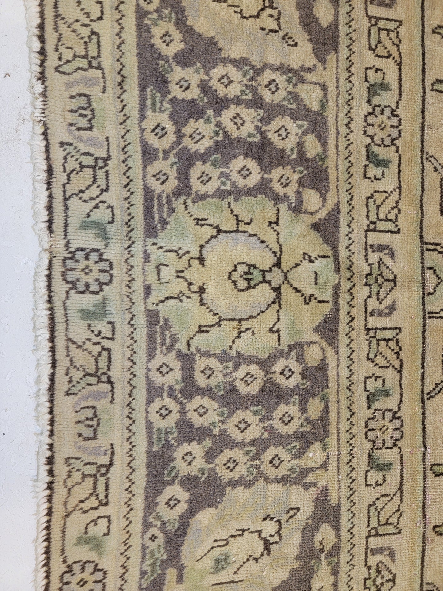 Hand-Knotted Wool Rug Tabriz 8'10" x 9'5"