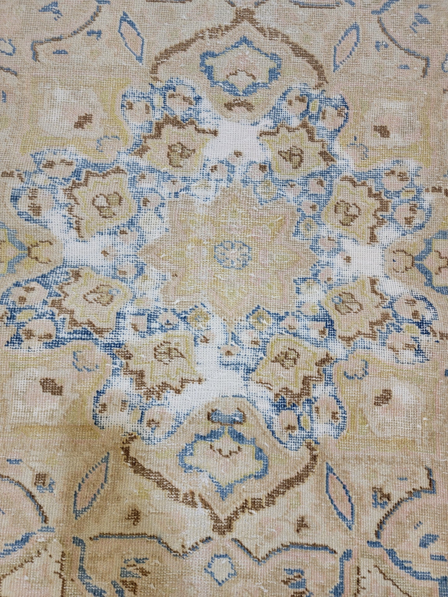 Hand-Knotted Wool Rug Tabriz 9'8" x 12'8"