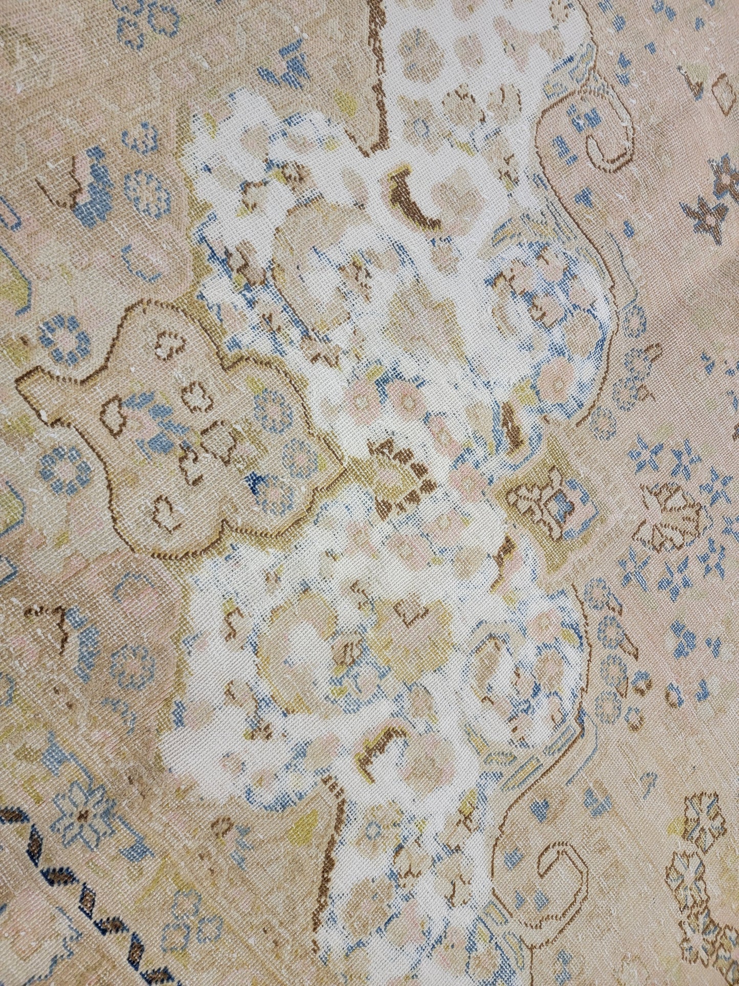 Hand-Knotted Wool Rug Tabriz 9'8" x 12'8"
