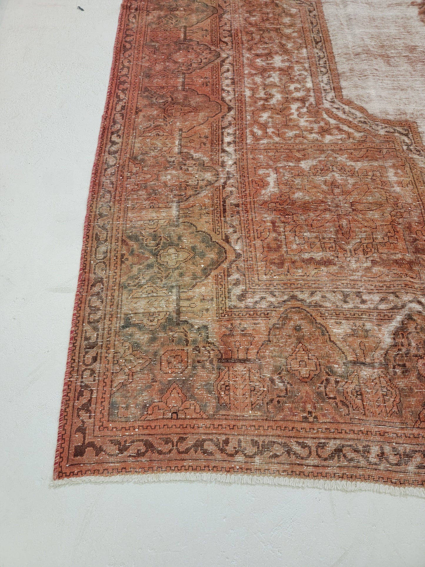 Hand-Knotted Wool Rug Tabriz Distressed 9'7" x 13'2"