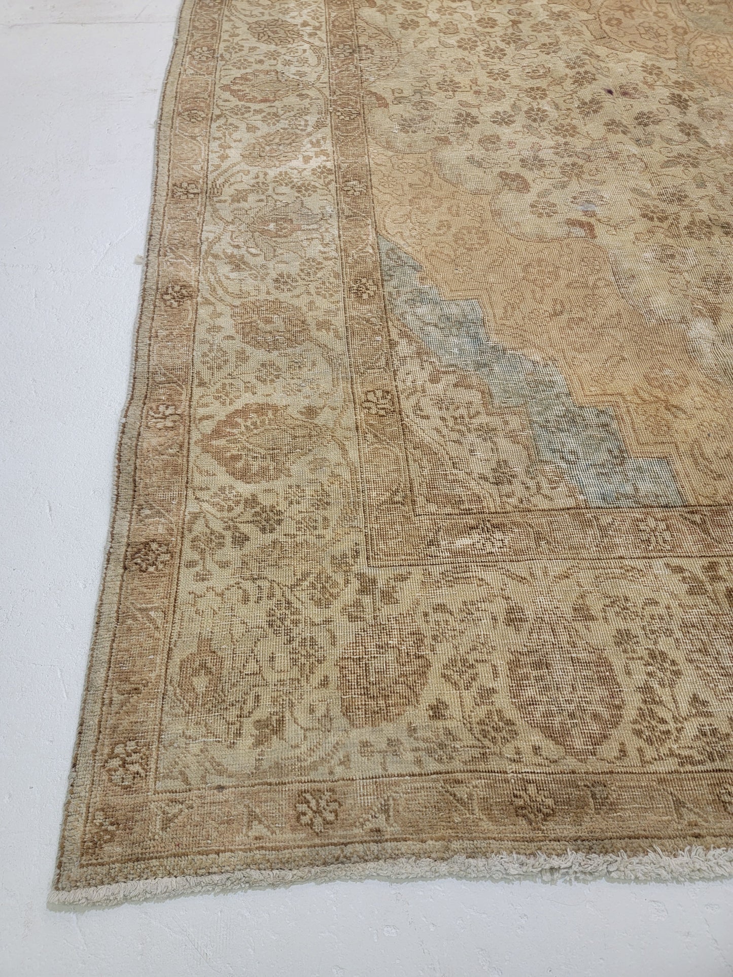 Hand-Knotted Wool Rug Tabriz Distressed 9'5" x 12'4"
