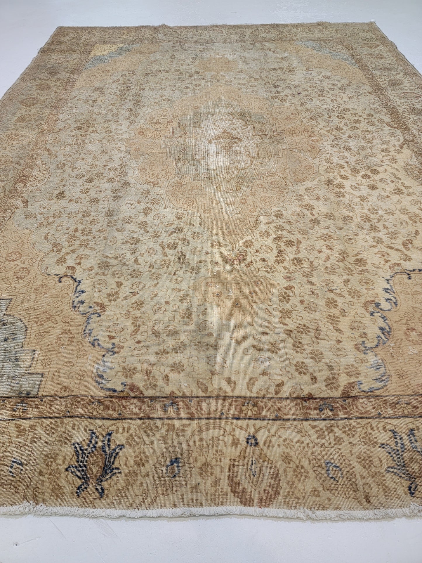 Hand-Knotted Wool Rug Tabriz Distressed 9'5" x 12'4"