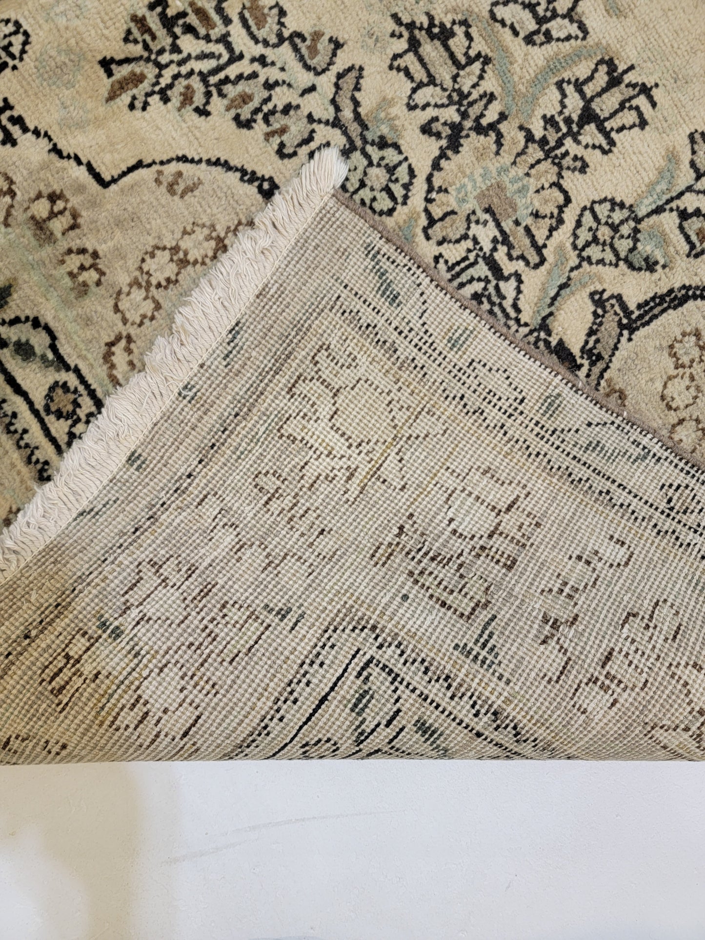 Hand-Knotted Wool Rug Tabriz 6'6" x 9'8"