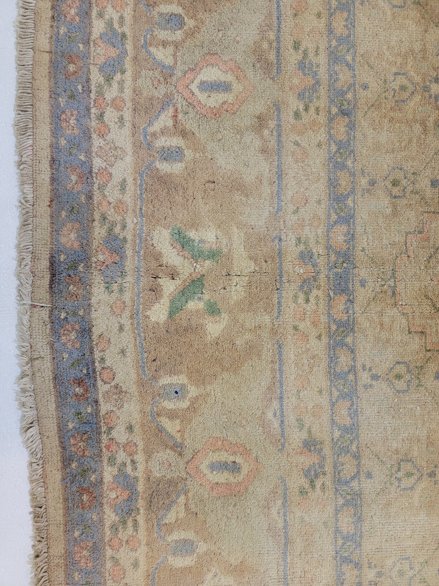 Hand-Knotted Wool Rug Tabriz 9'7" x 12'11"