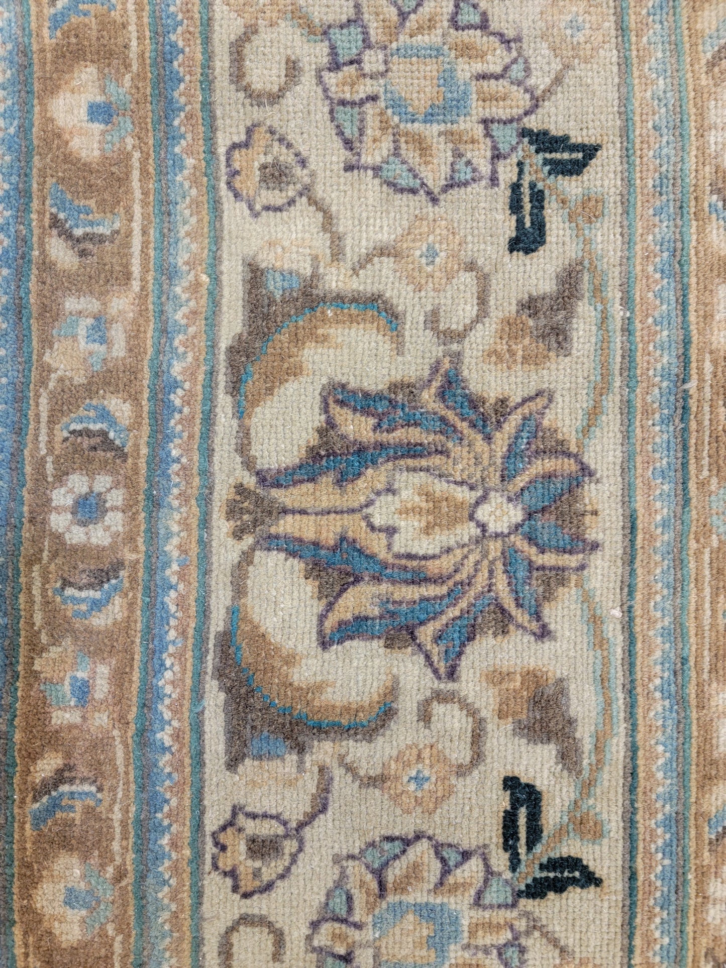Hand-Knotted Wool Rug Tabriz 9'4" x 12'7"