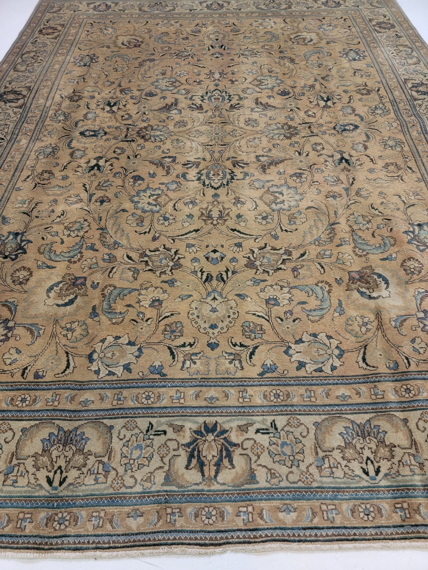 Hand-Knotted Wool Rug Tabriz 9'4" x 12'7"