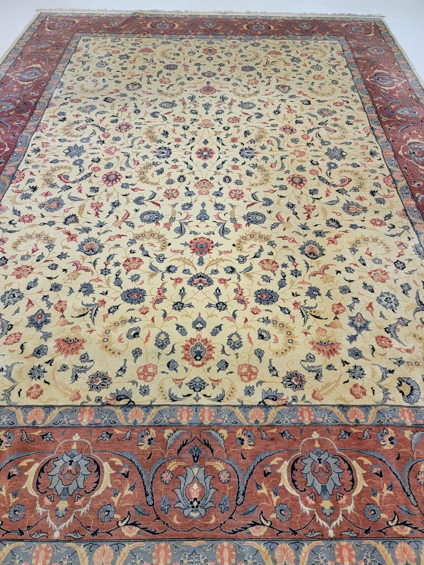 Hand-Knotted Wool Rug Pakistani Peshawar 9' x 12'1"