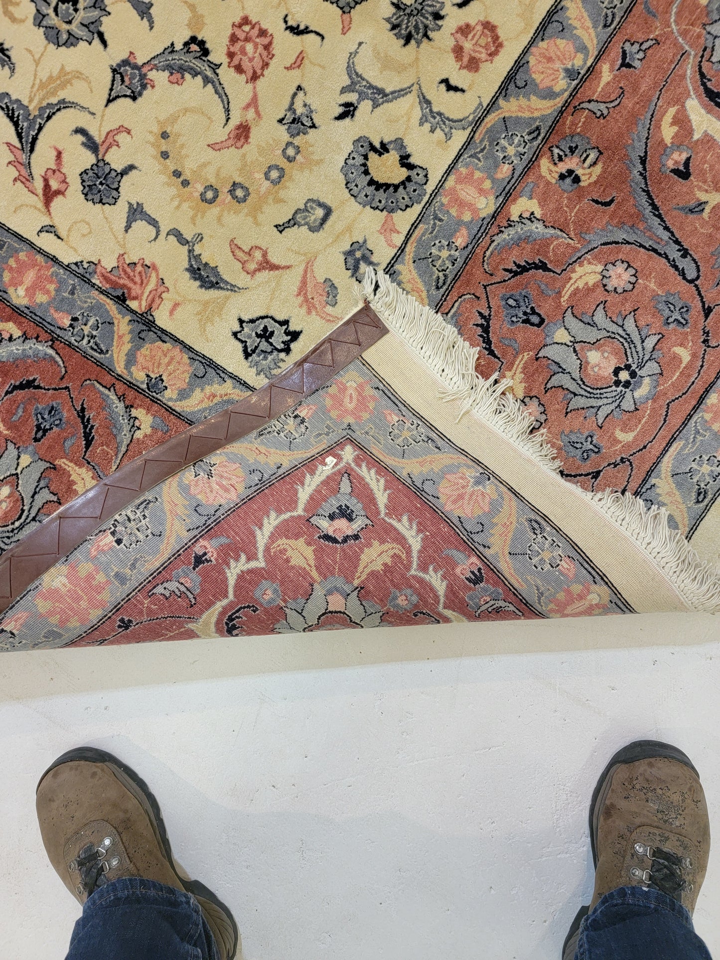 Hand-Knotted Wool Rug Pakistani Peshawar 9' x 12'1"
