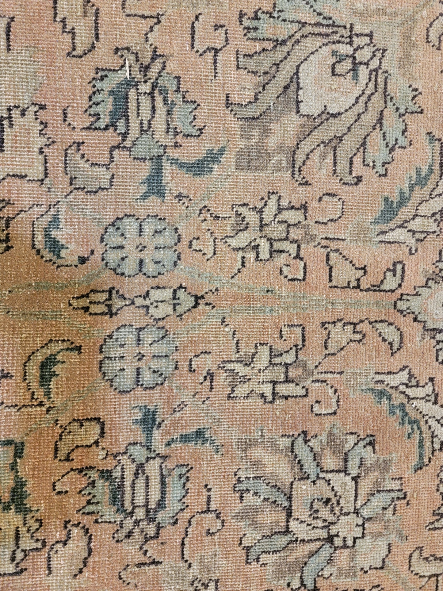 Hand-Knotted Wool Rug Tabriz 9'1" x 12'11"