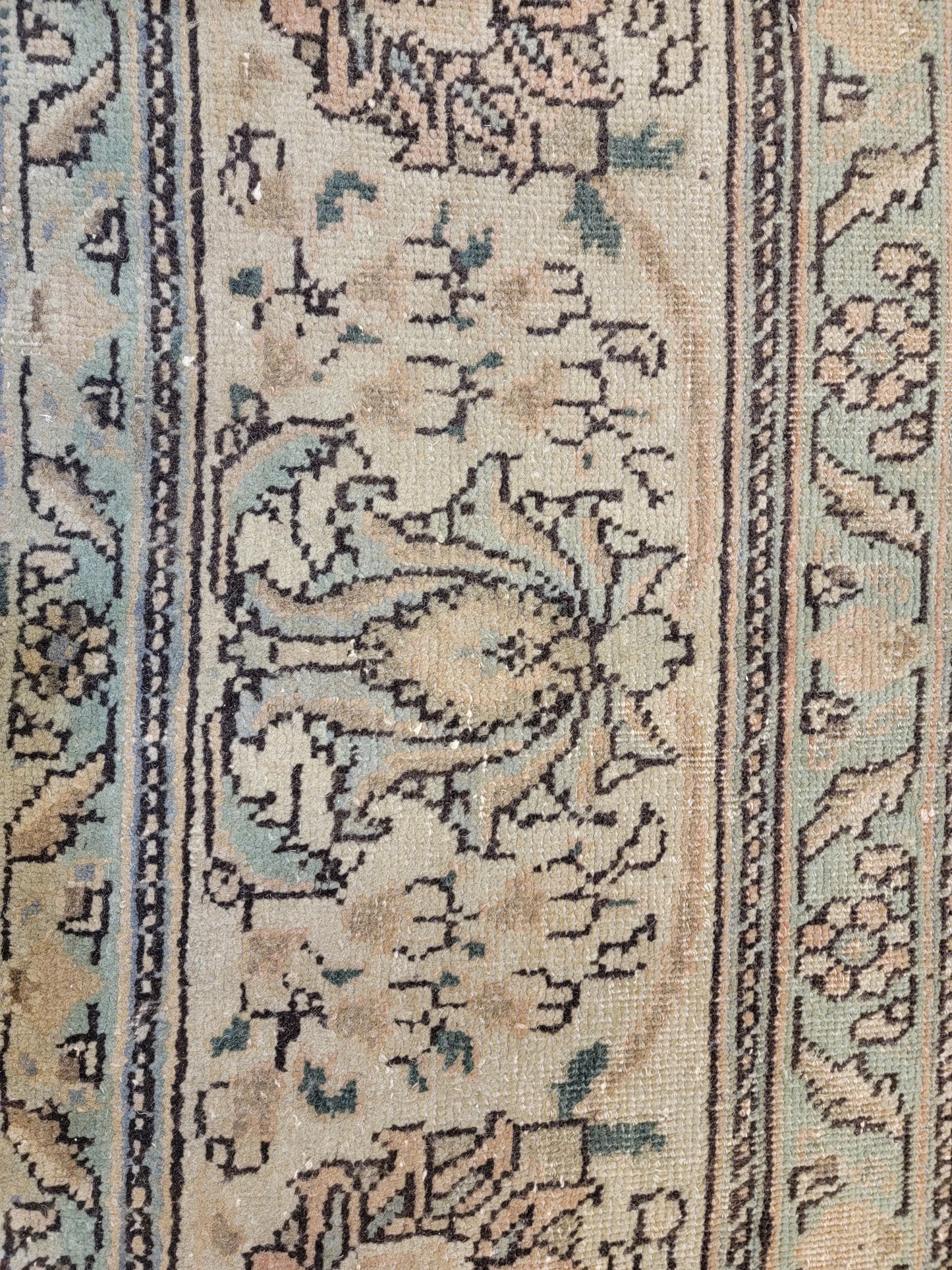 Hand-Knotted Wool Rug Tabriz 9'1" x 12'11"