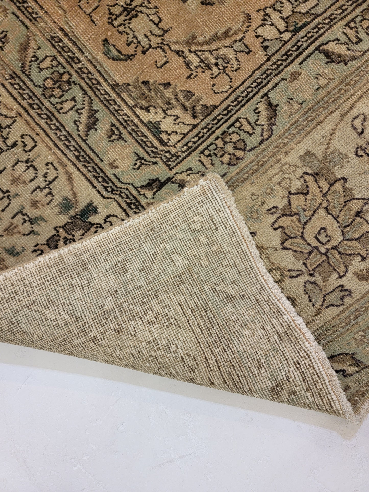 Hand-Knotted Wool Rug Tabriz 9'1" x 12'11"
