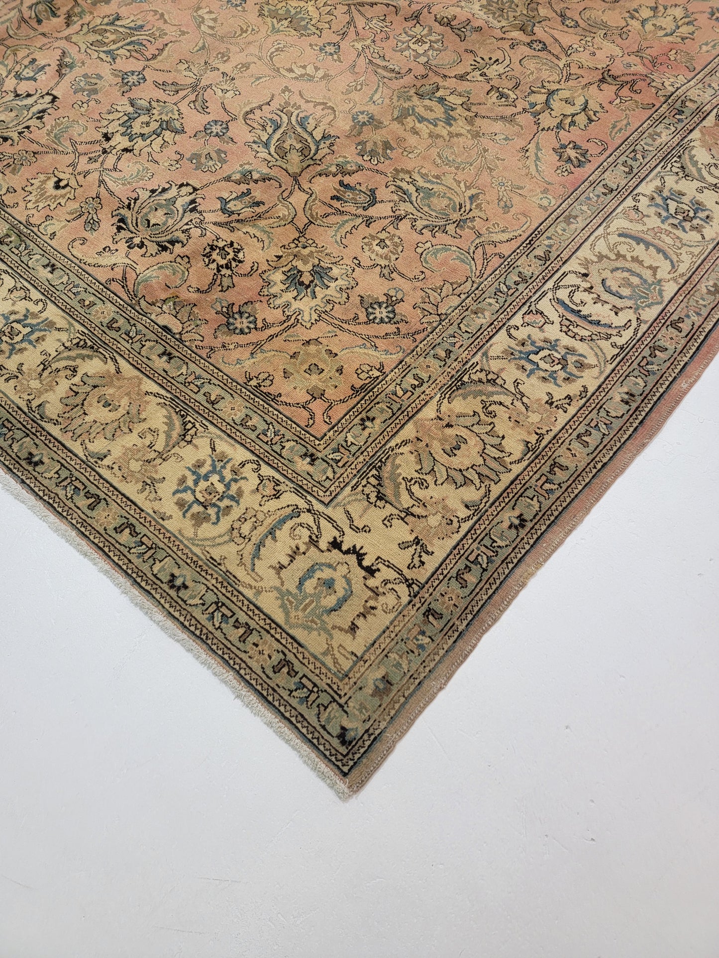 Hand-Knotted Wool Rug Tabriz 9'10" x 12'