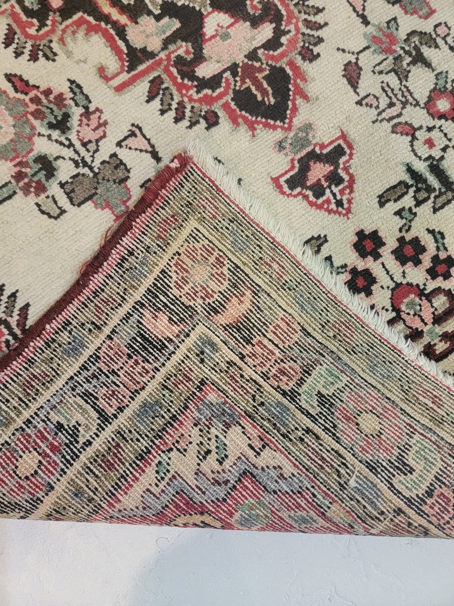 Hand-Knotted Wool Rug Hamedan 3'4" x 4'11"