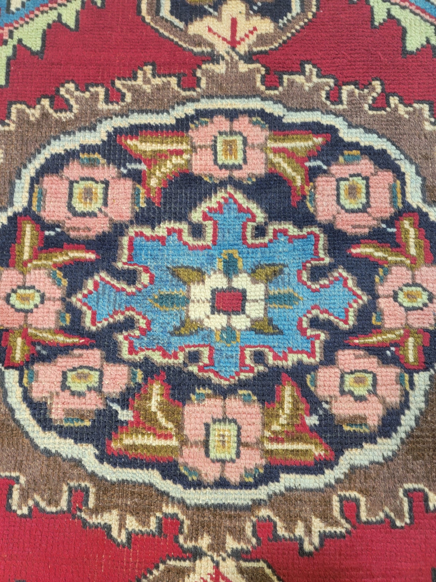 Hand-Knotted Wool Rug Tabriz 3'2" x 4'9"