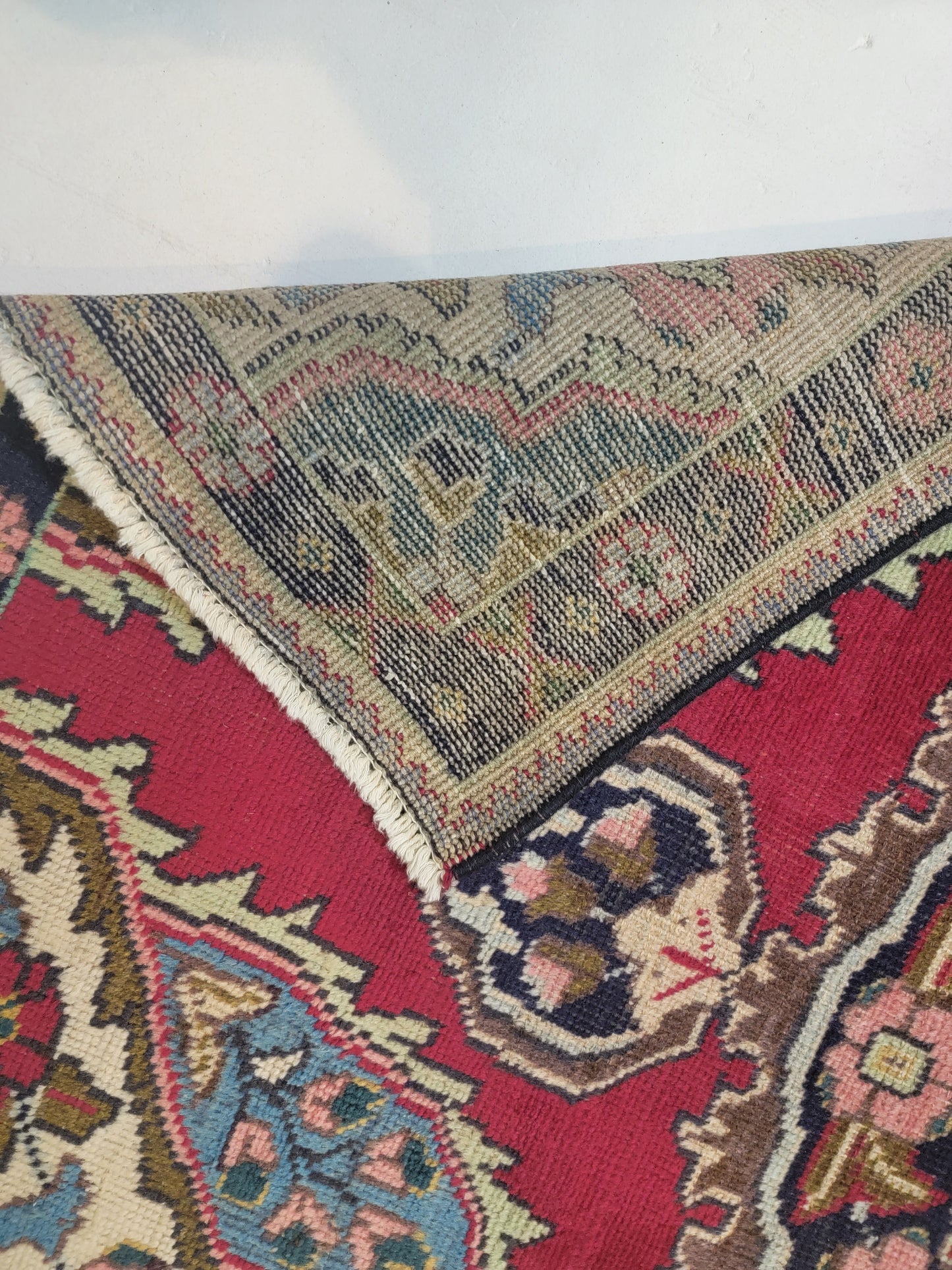 Hand-Knotted Wool Rug Tabriz 3'2" x 4'9"