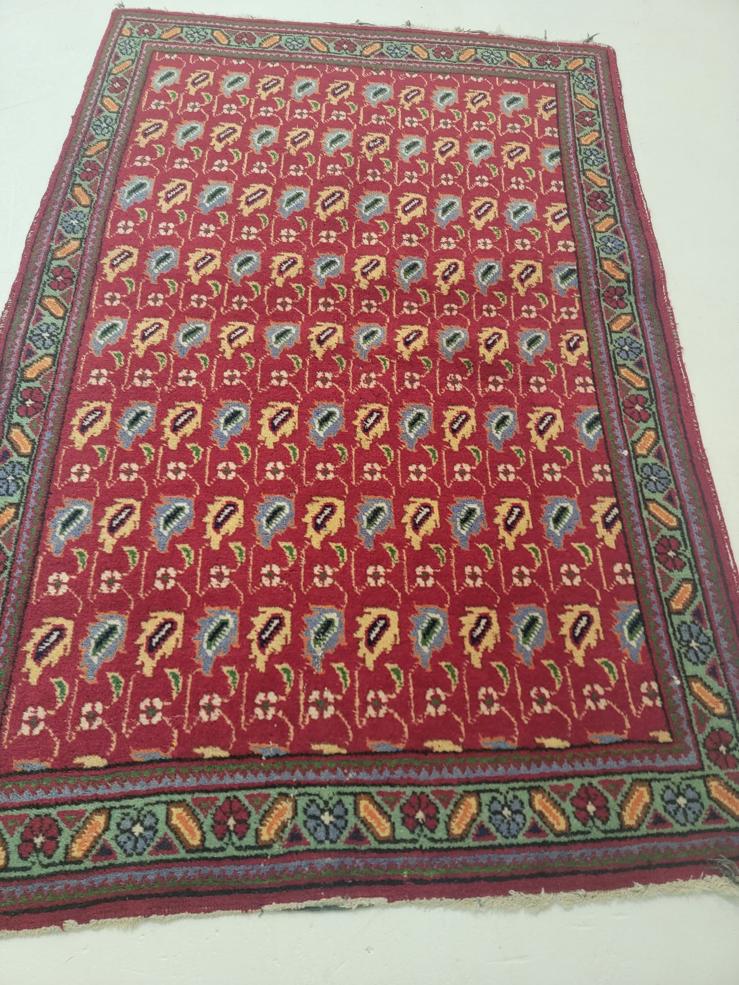 Hand-Knotted Wool Rug Tabriz 3'2" x 4'9"